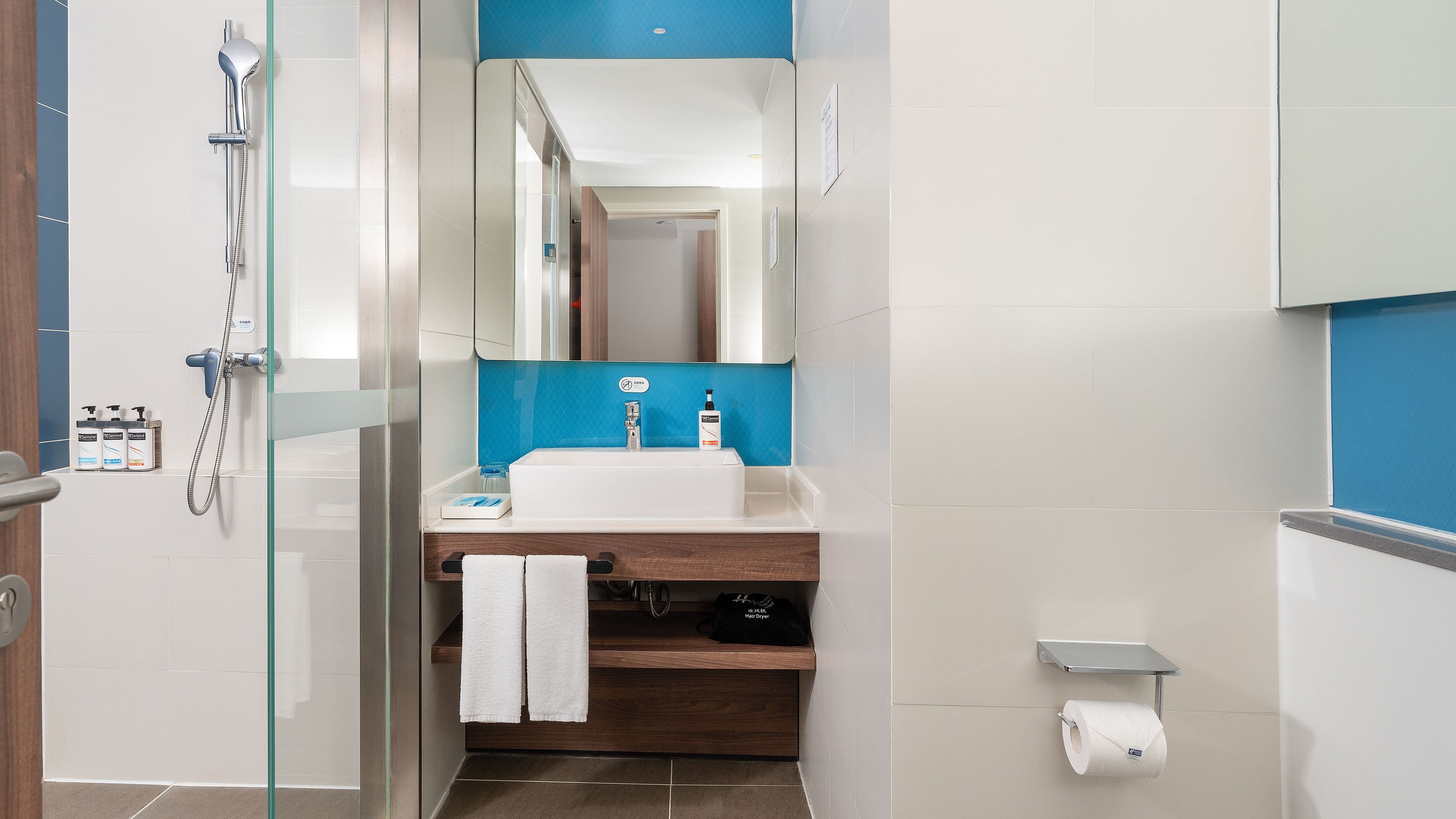 Holiday Inn Express Yinchuan Downtown - Image 3