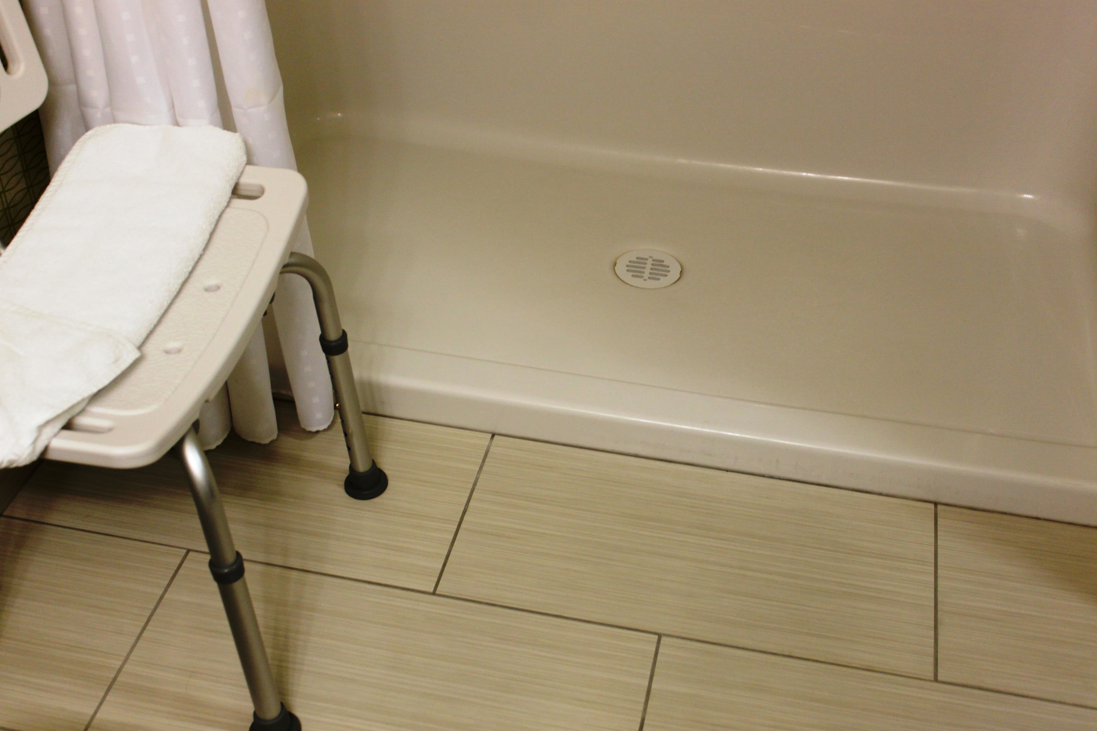Holiday Inn Express Yorkton East — 13