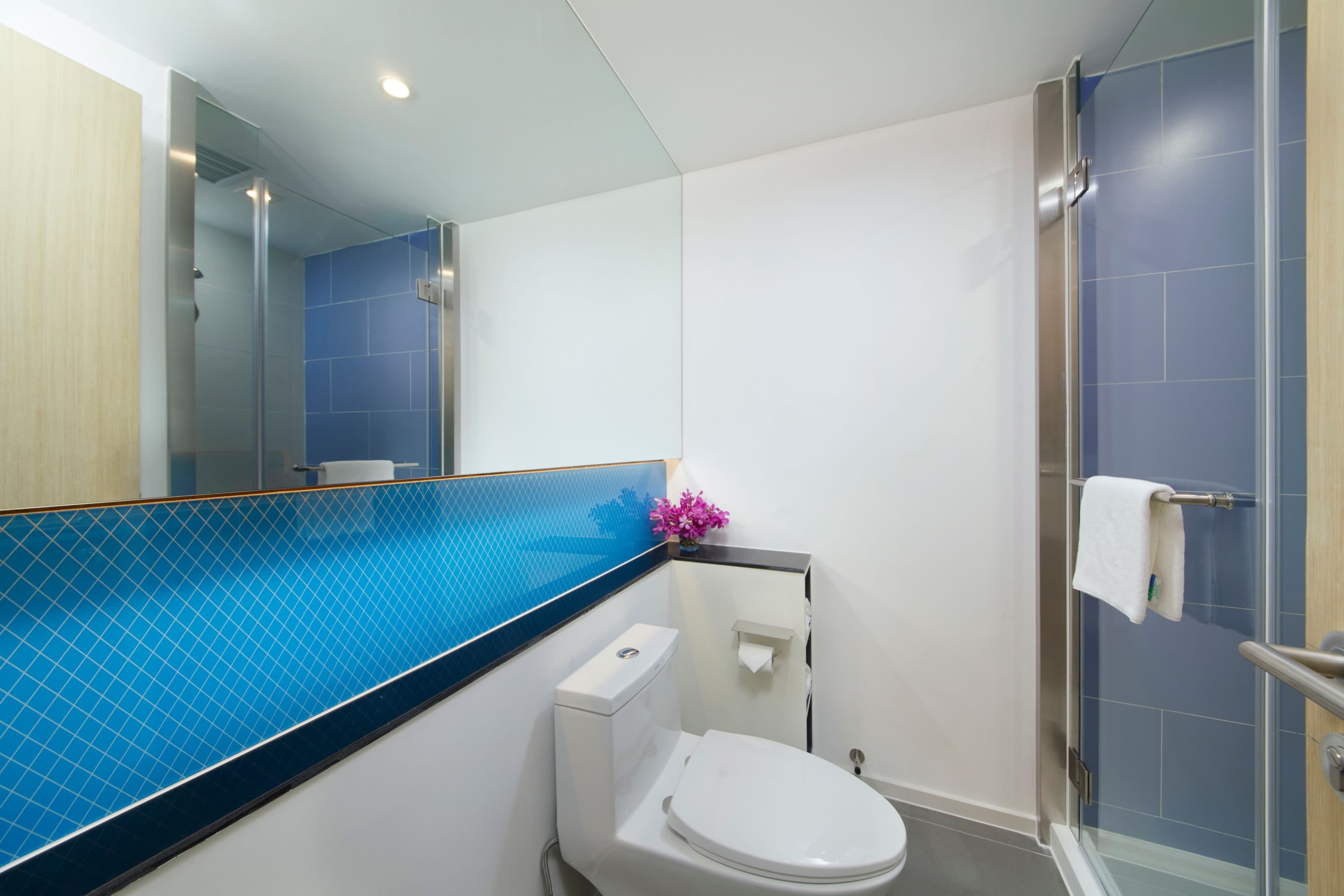 Holiday Inn Express Zhangjiagang East - Image 5