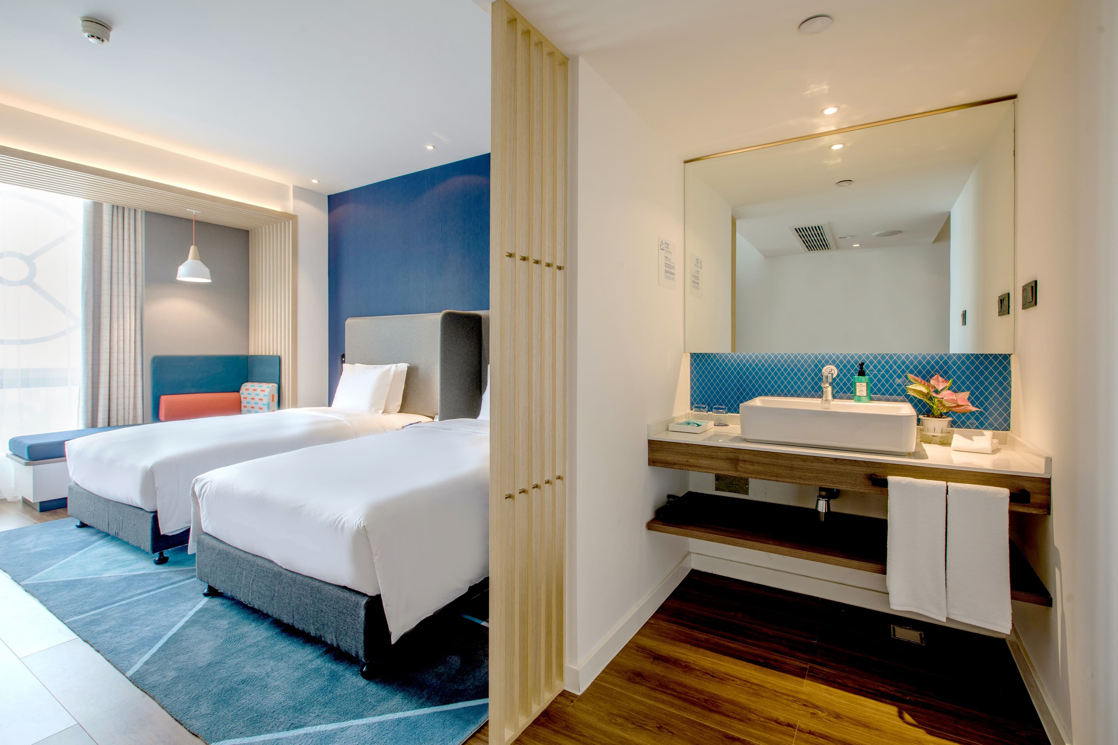 Holiday Inn Express Zhangjiagang Free Trade Zone — 13