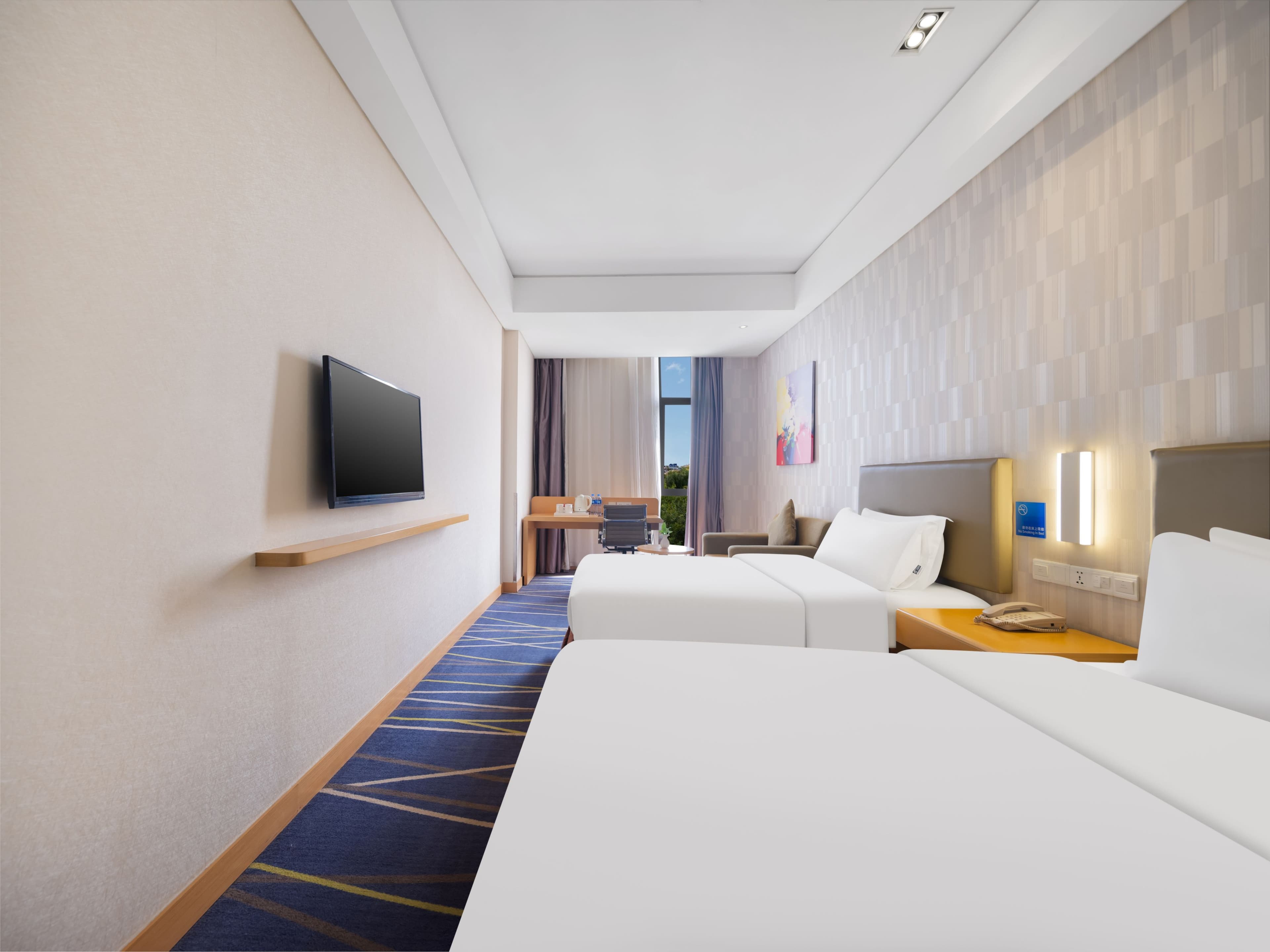 Holiday Inn Express Zhengzhou Airport - Image 3