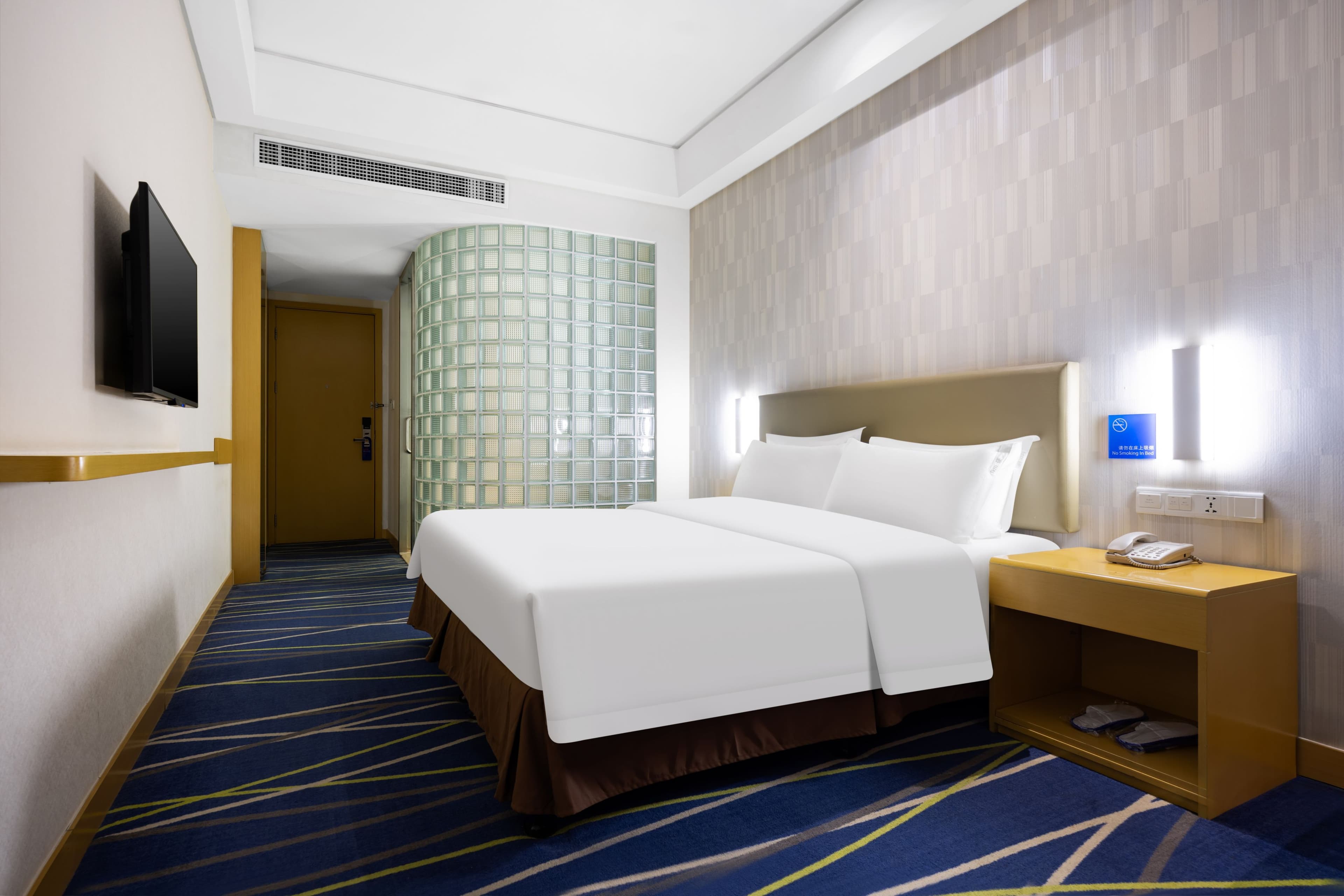 Holiday Inn Express Zhengzhou Airport - Image 5