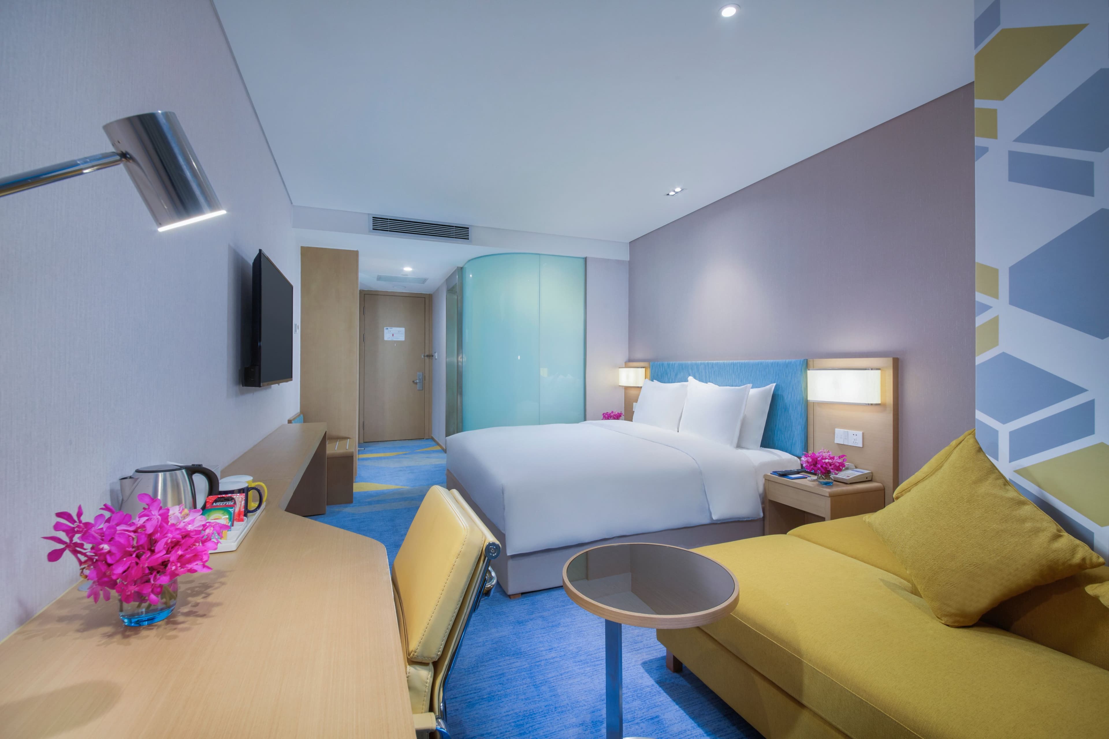 Holiday Inn Express Zhengzhou Longzi Lake — 6