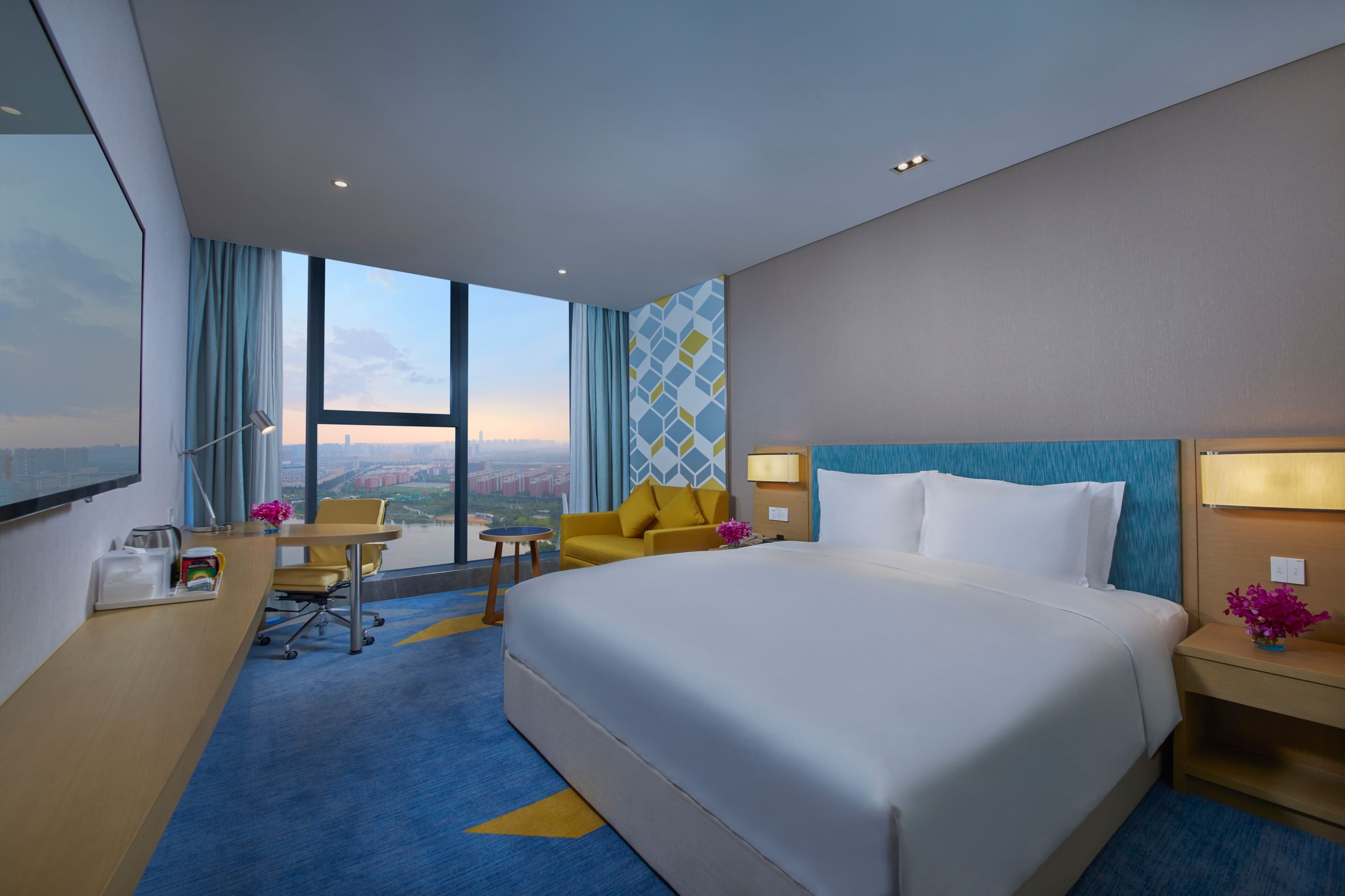 Holiday Inn Express Zhengzhou Longzi Lake - Image 2