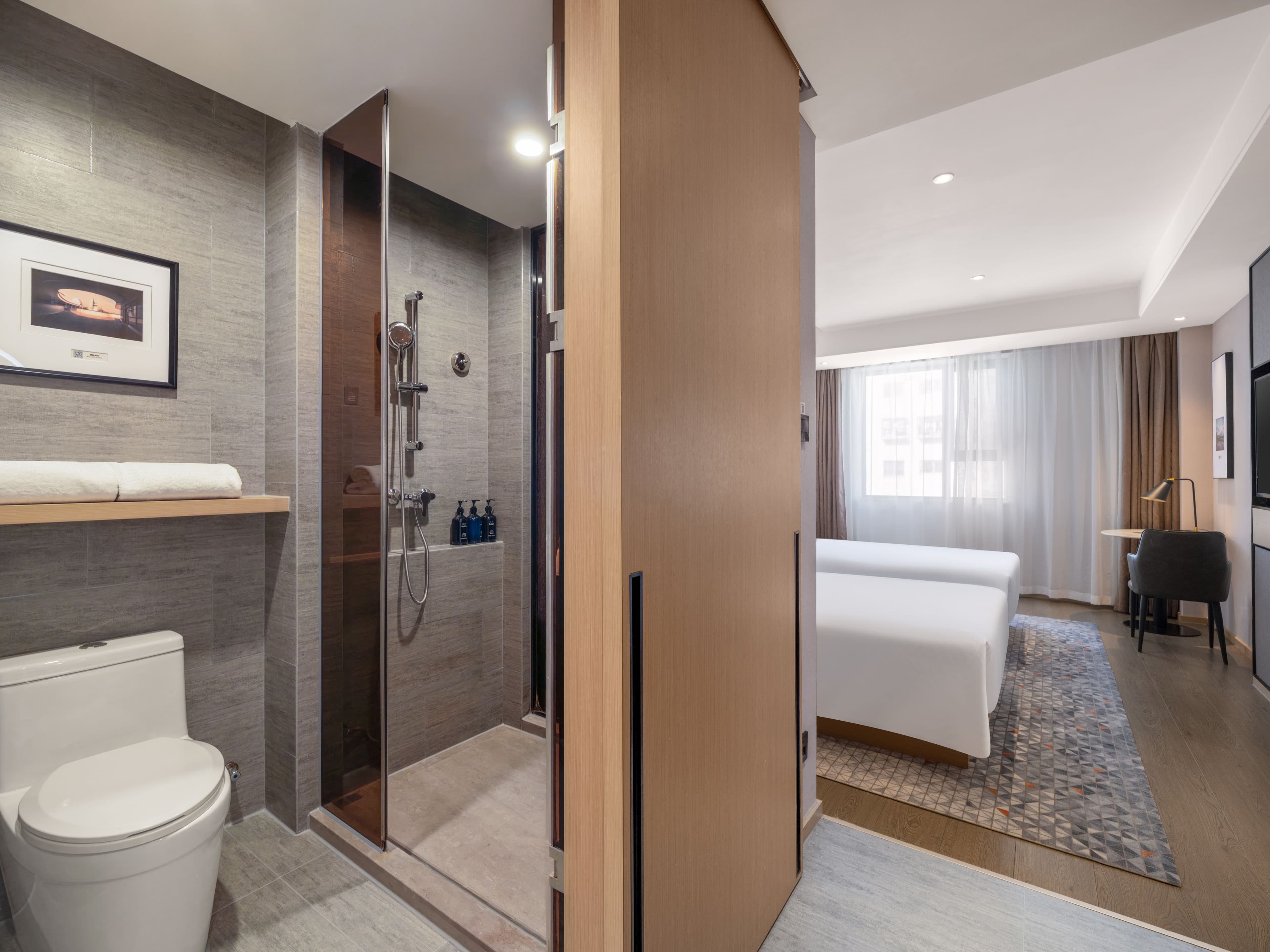 Holiday Inn Express Zhuhai Grand Theater — 14