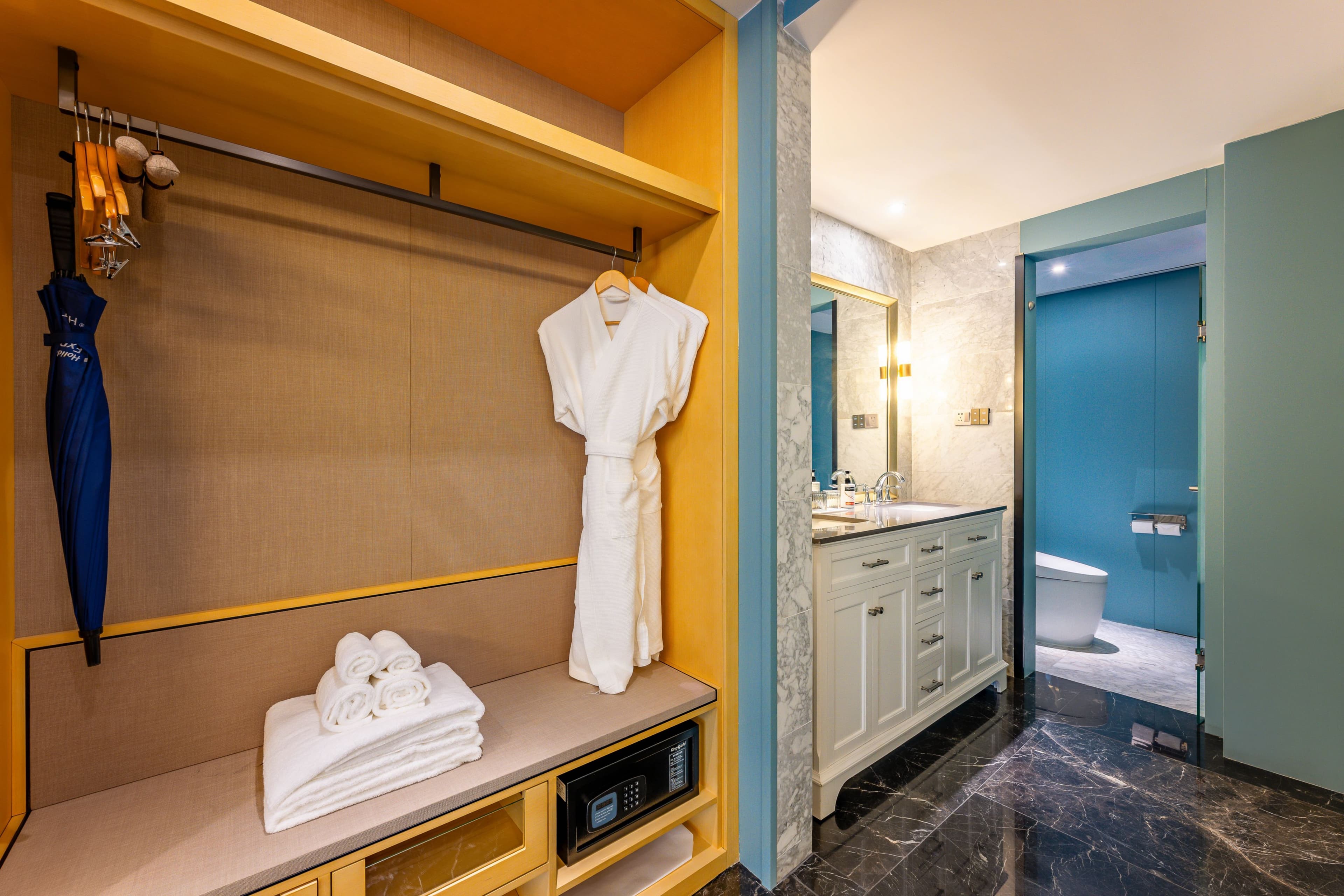 Holiday Inn Express Zhuhai Guishan Island - Image 3