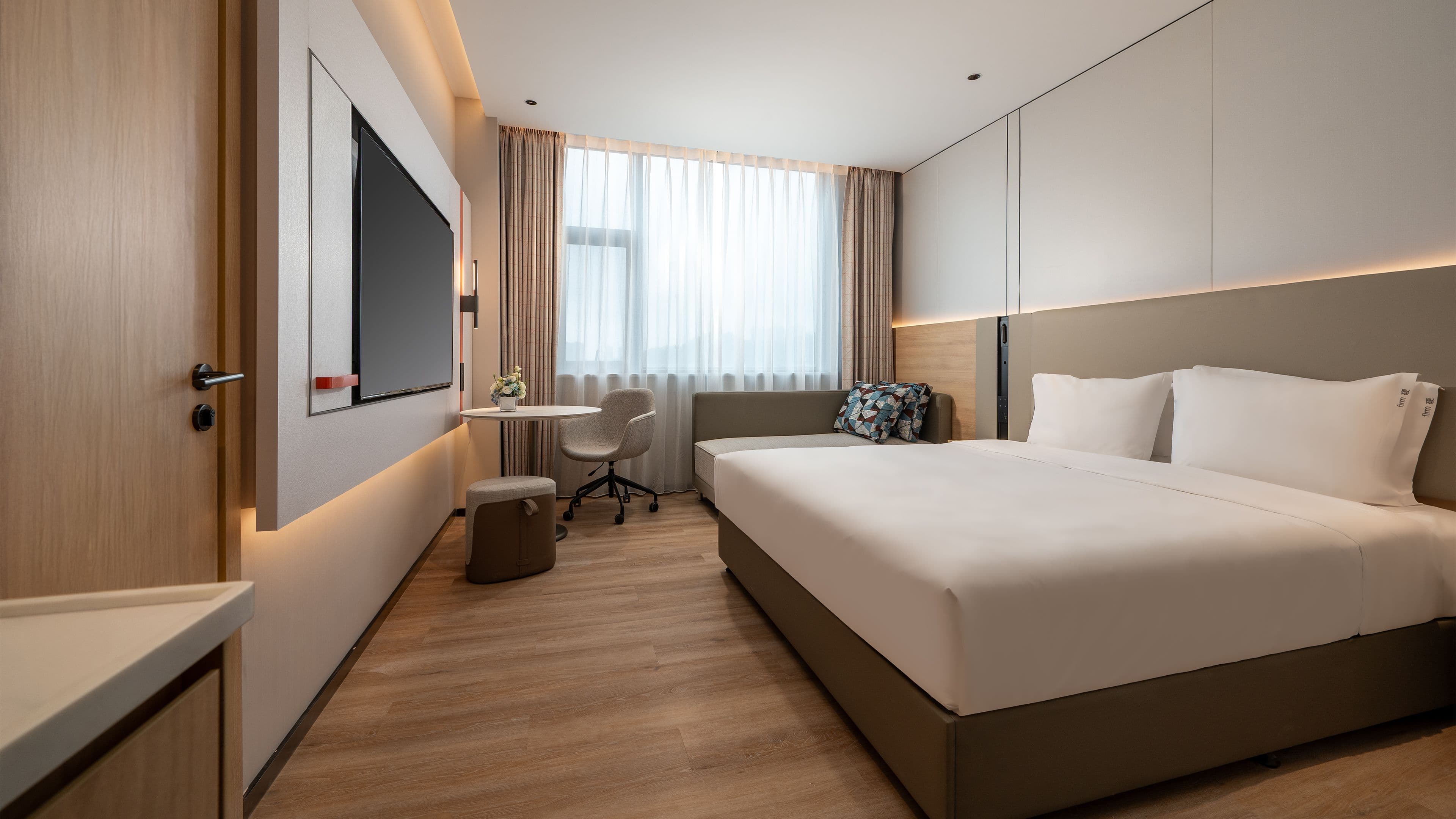 Holiday Inn Express Ziyang City Center — 12
