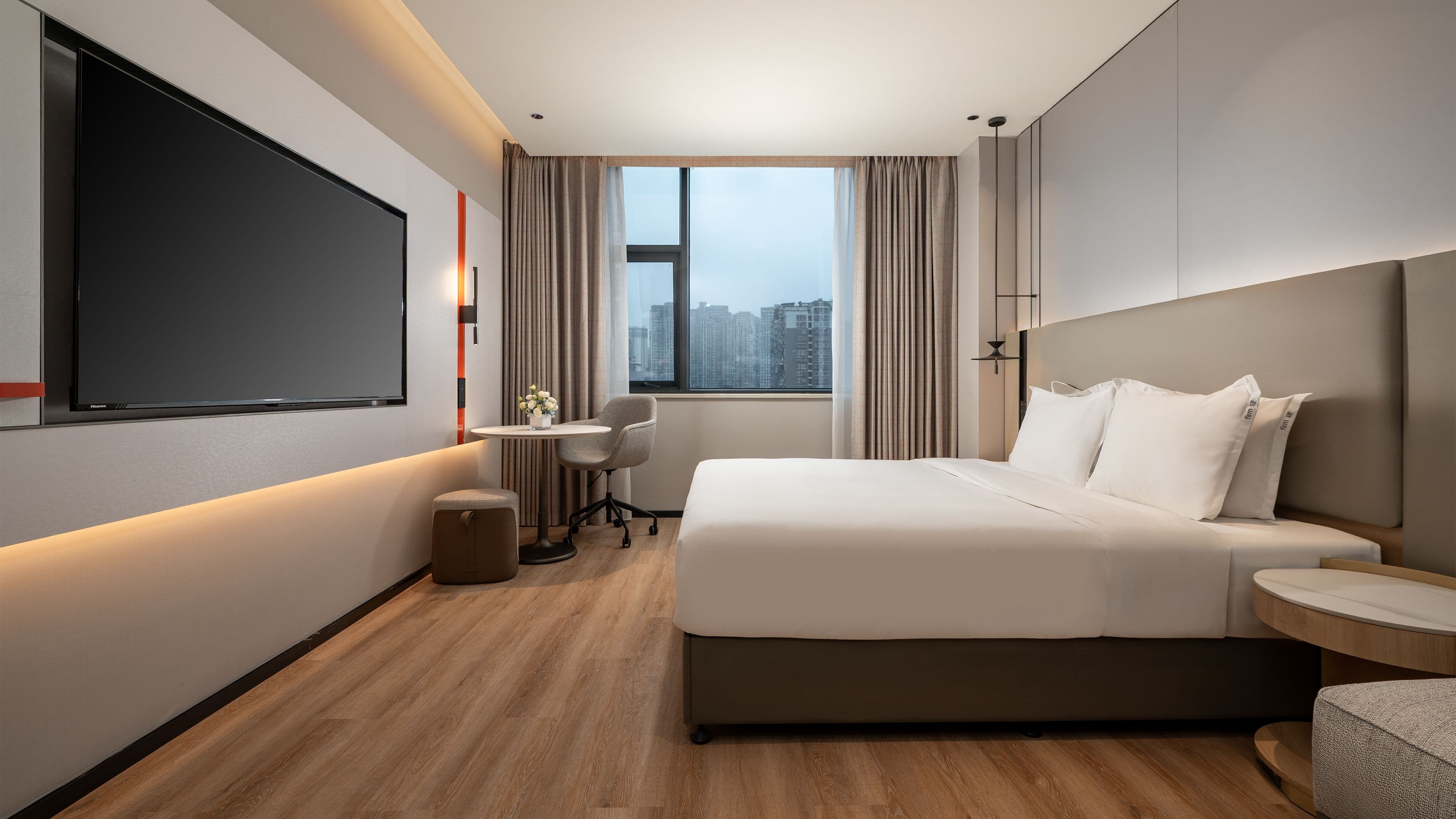 Holiday Inn Express Ziyang City Center — 10