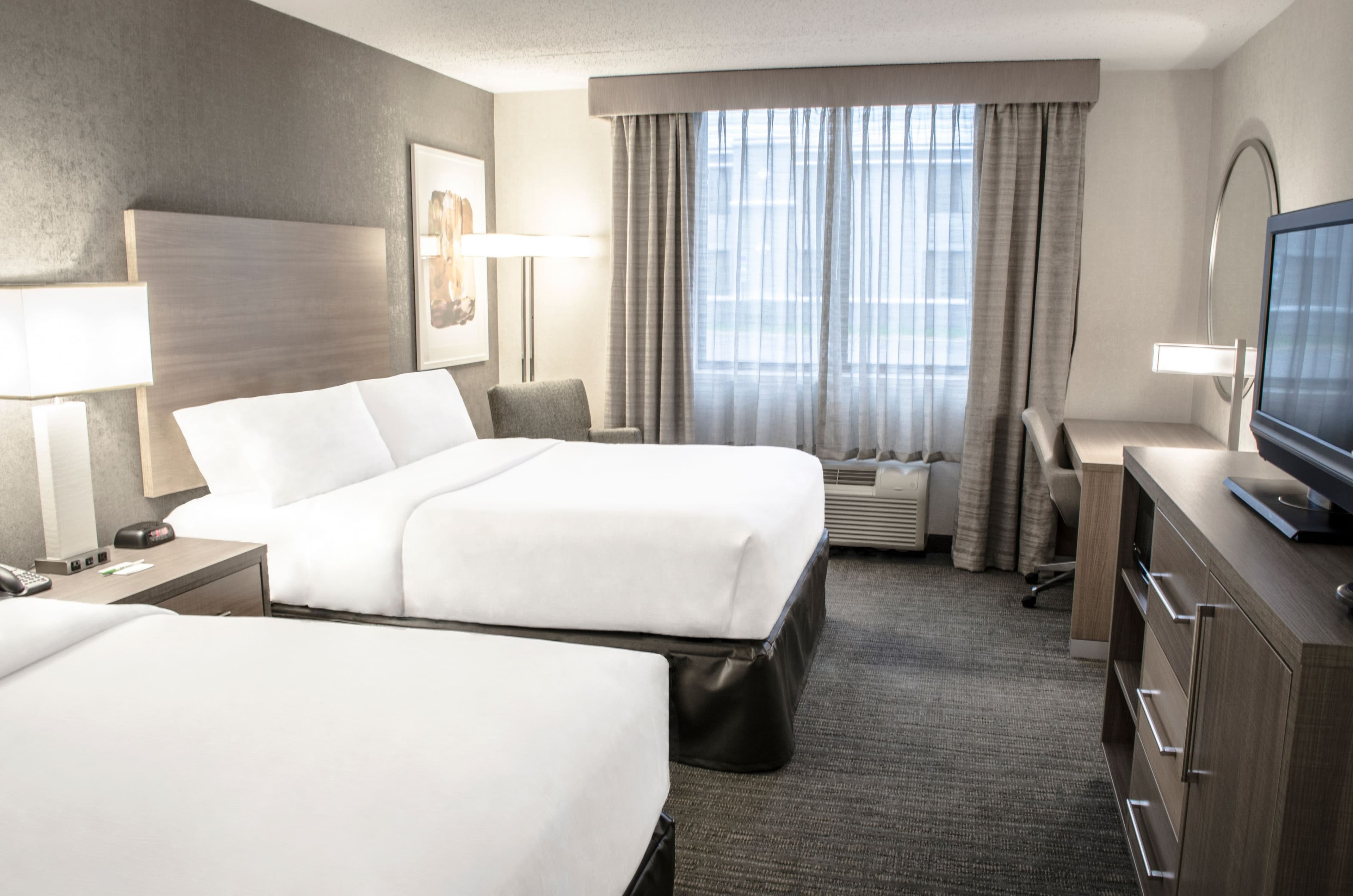 Holiday Inn Fargo — 16