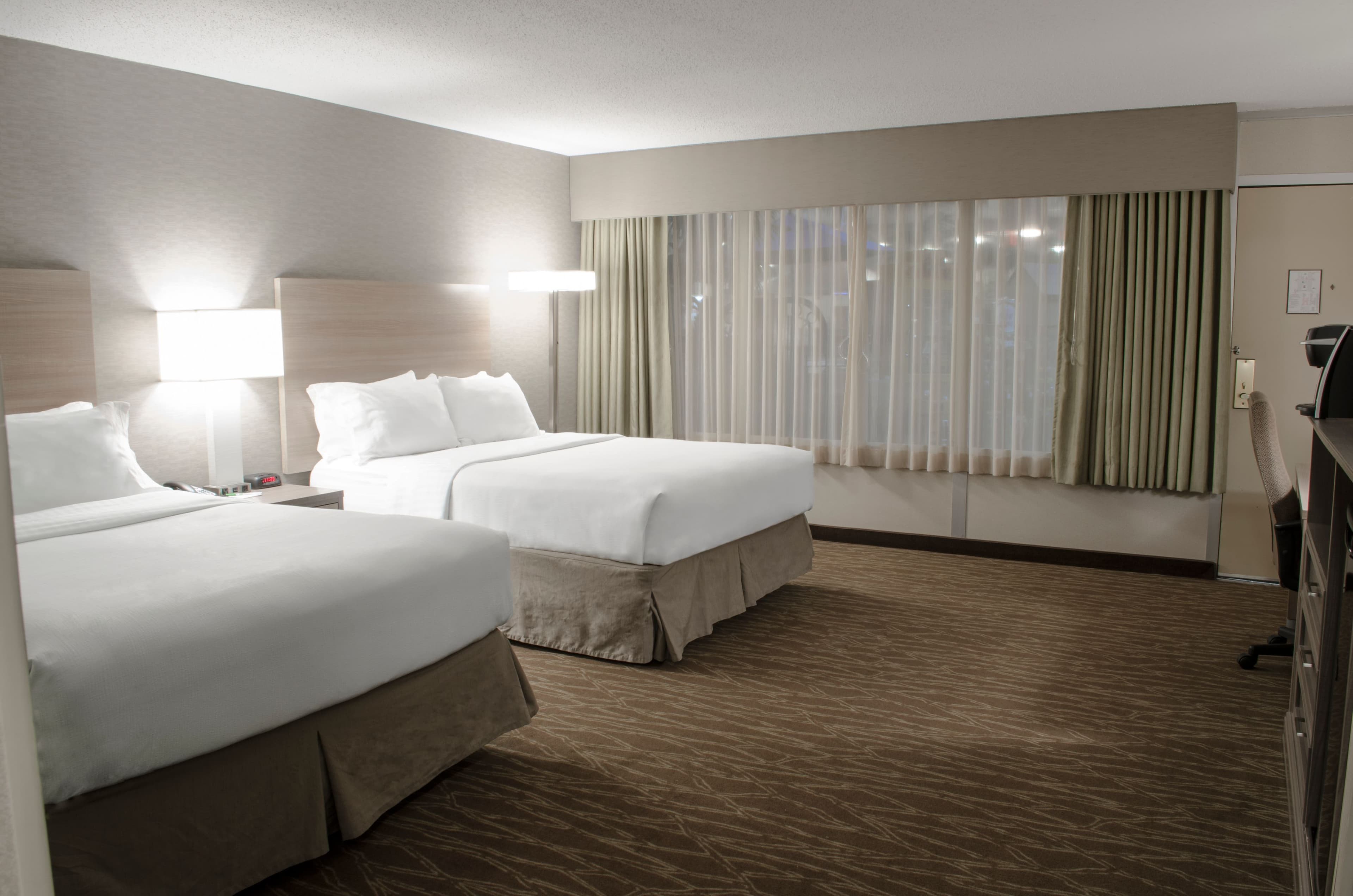 Holiday Inn Fargo — 18