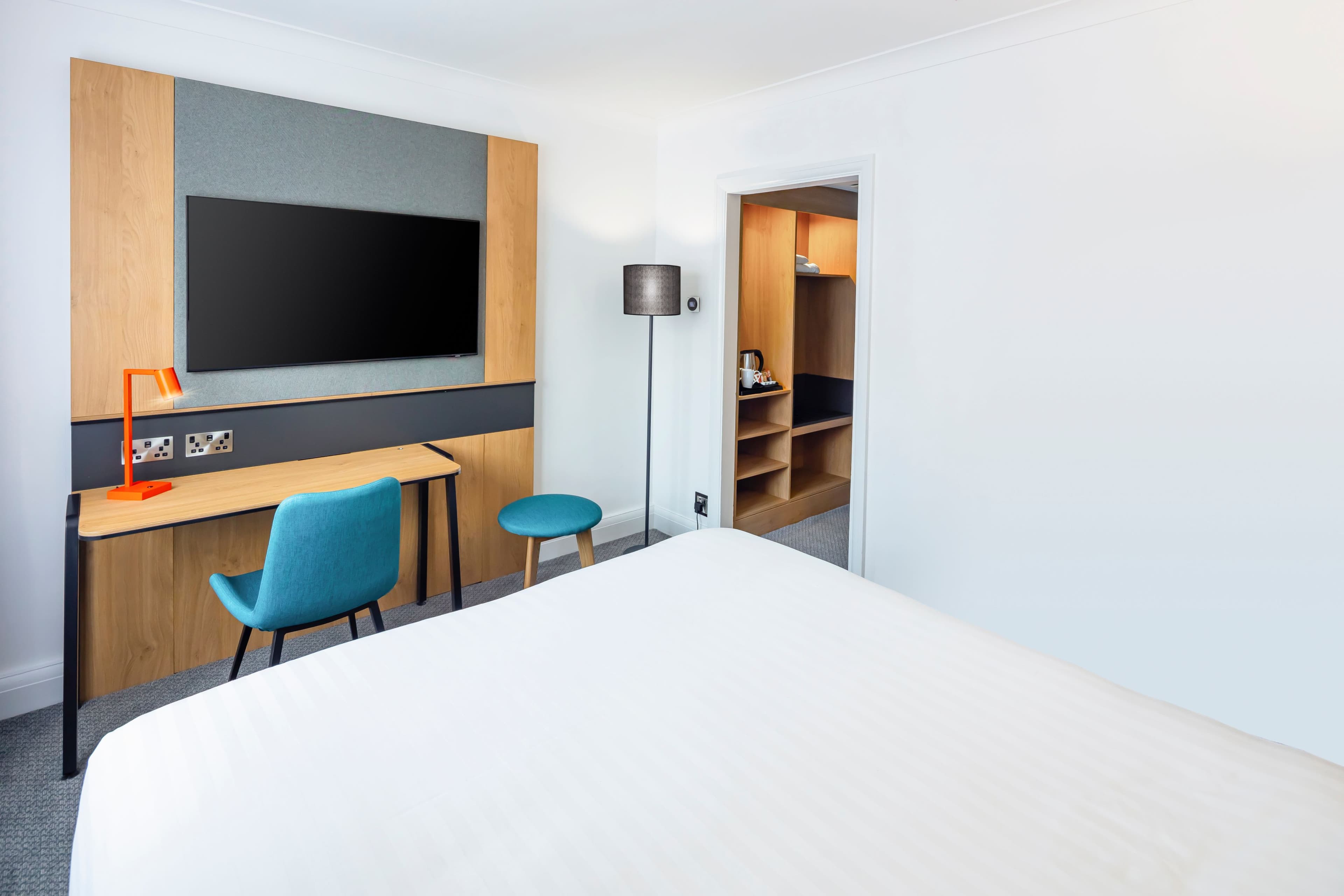 Holiday Inn Farnborough — 11