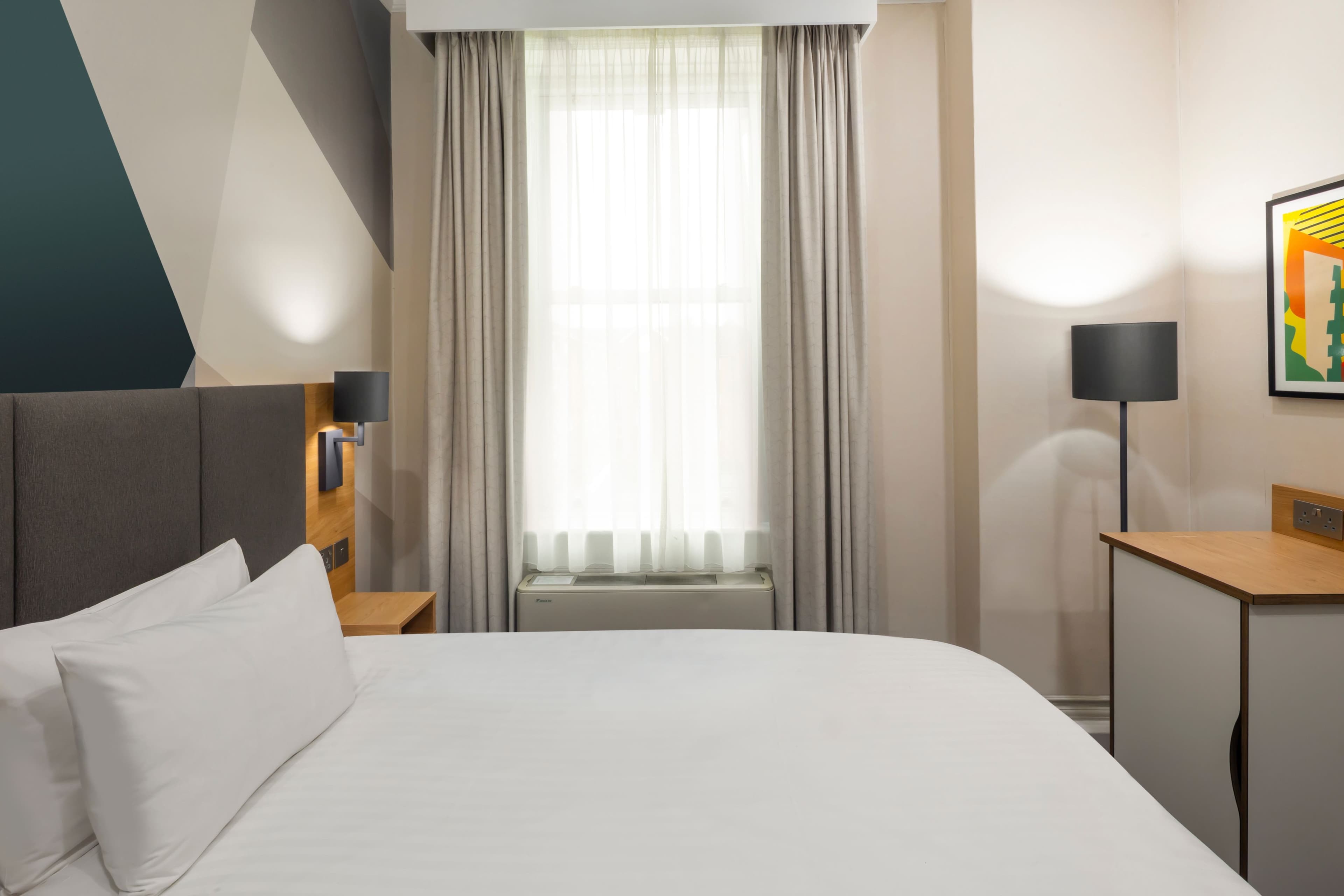 Holiday Inn Farnborough — 12