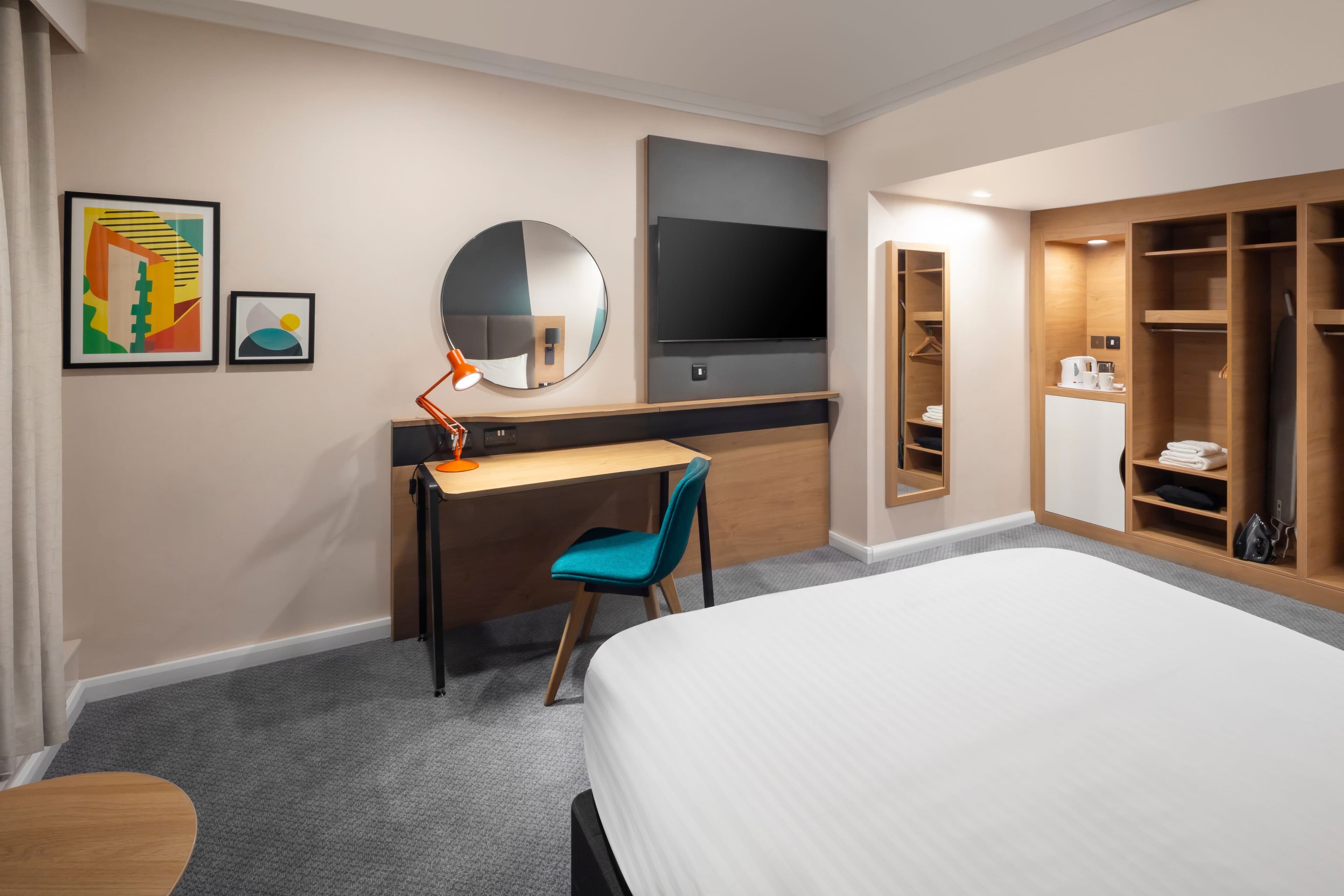 Holiday Inn Farnborough — 27