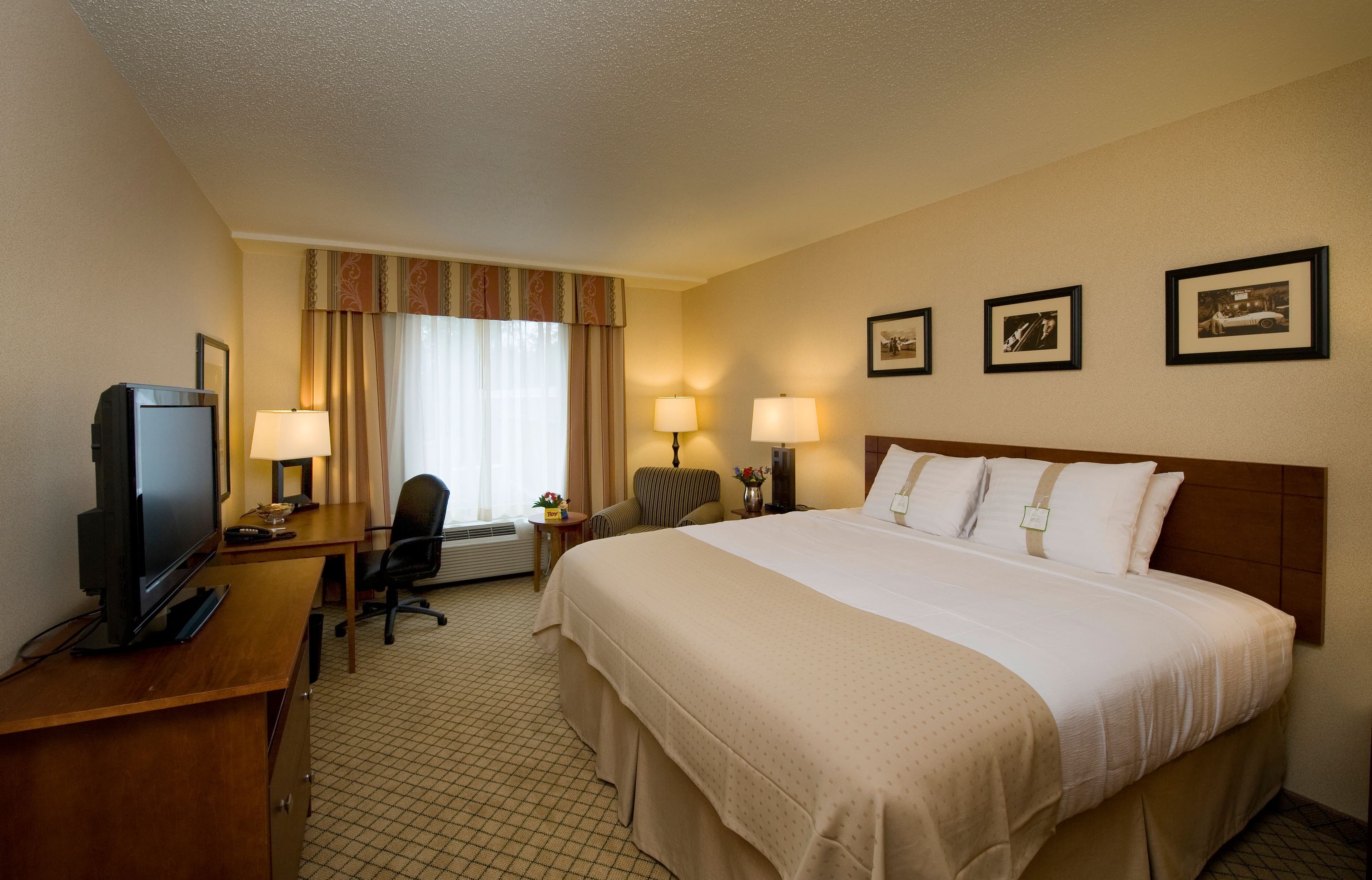 Holiday Inn Purdue - Fort Wayne - Image 4