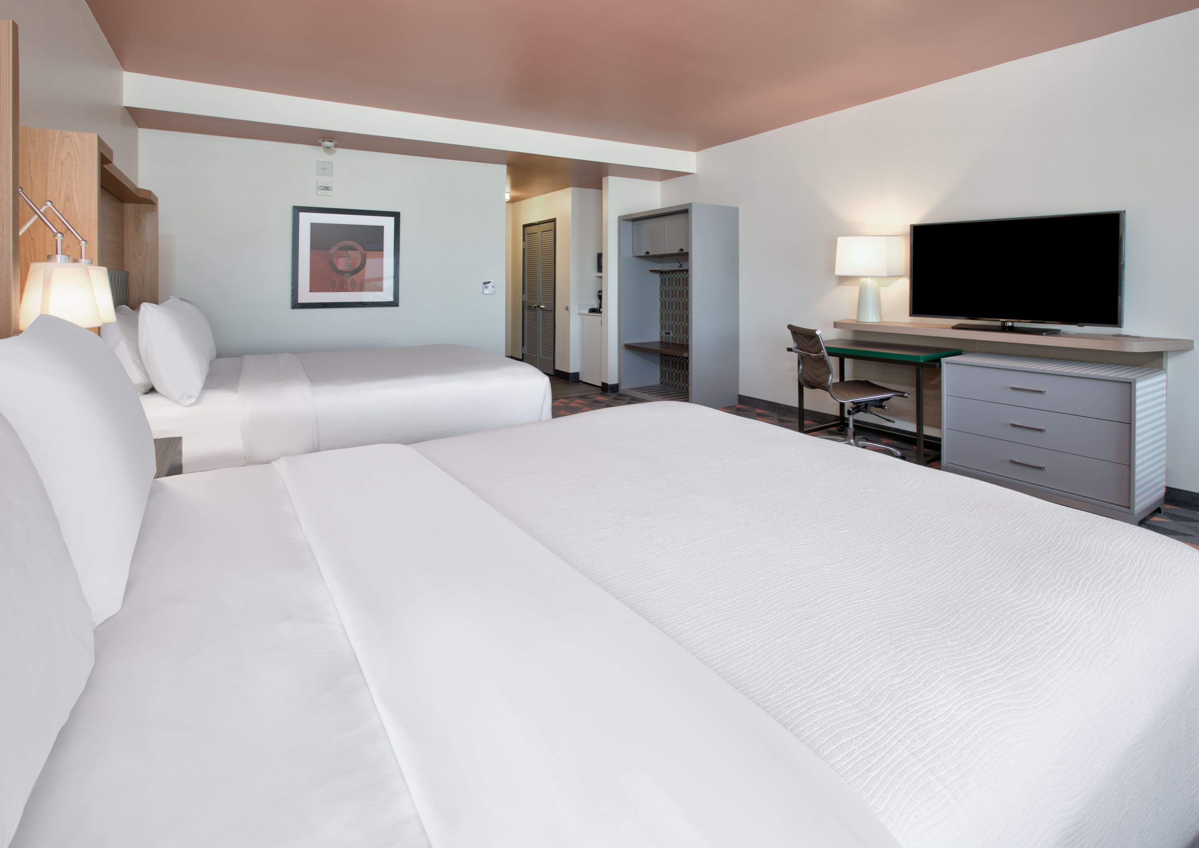 Holiday Inn DFW Airport South — 6