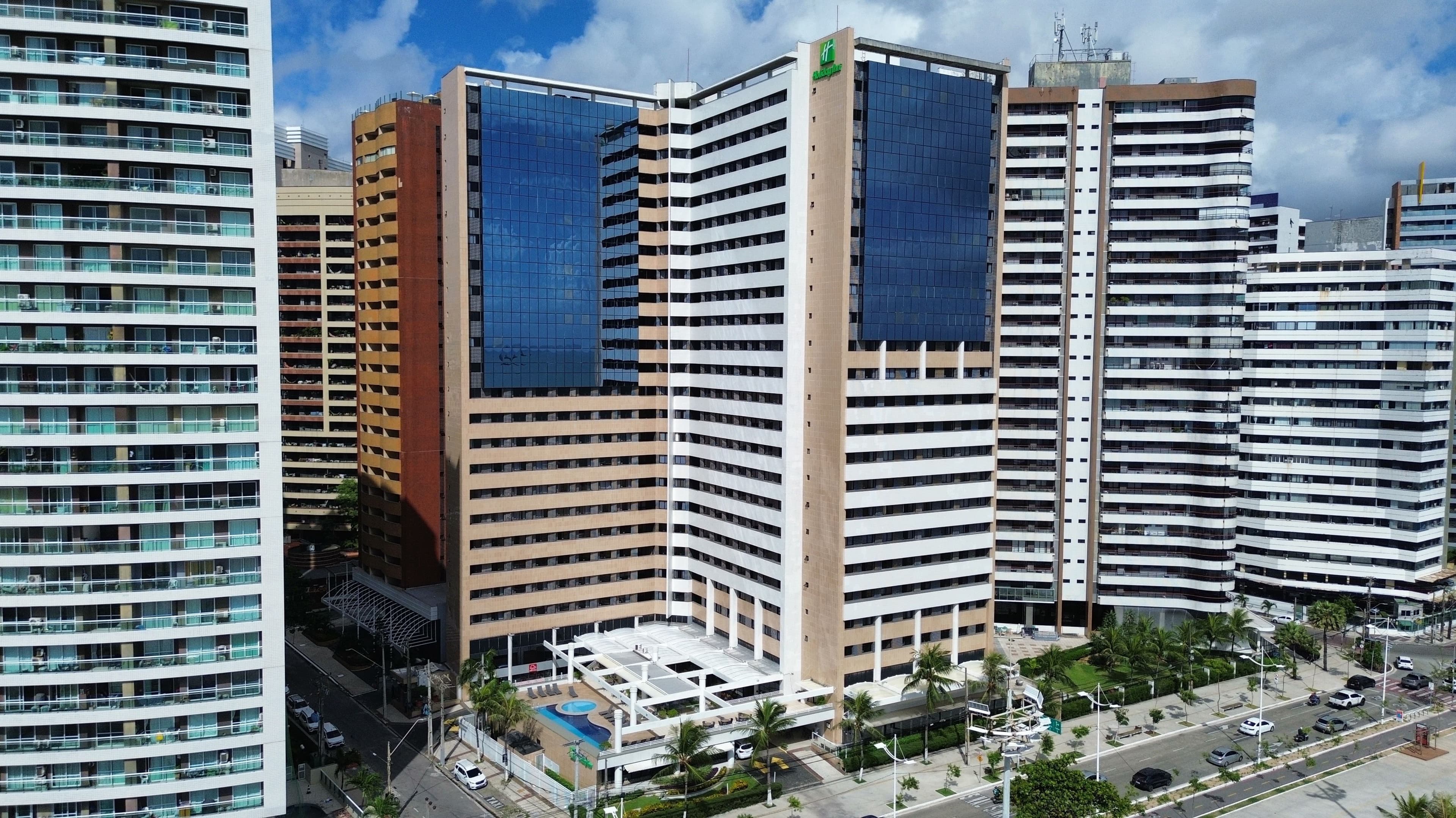 Holiday Inn Fortaleza - Image 1