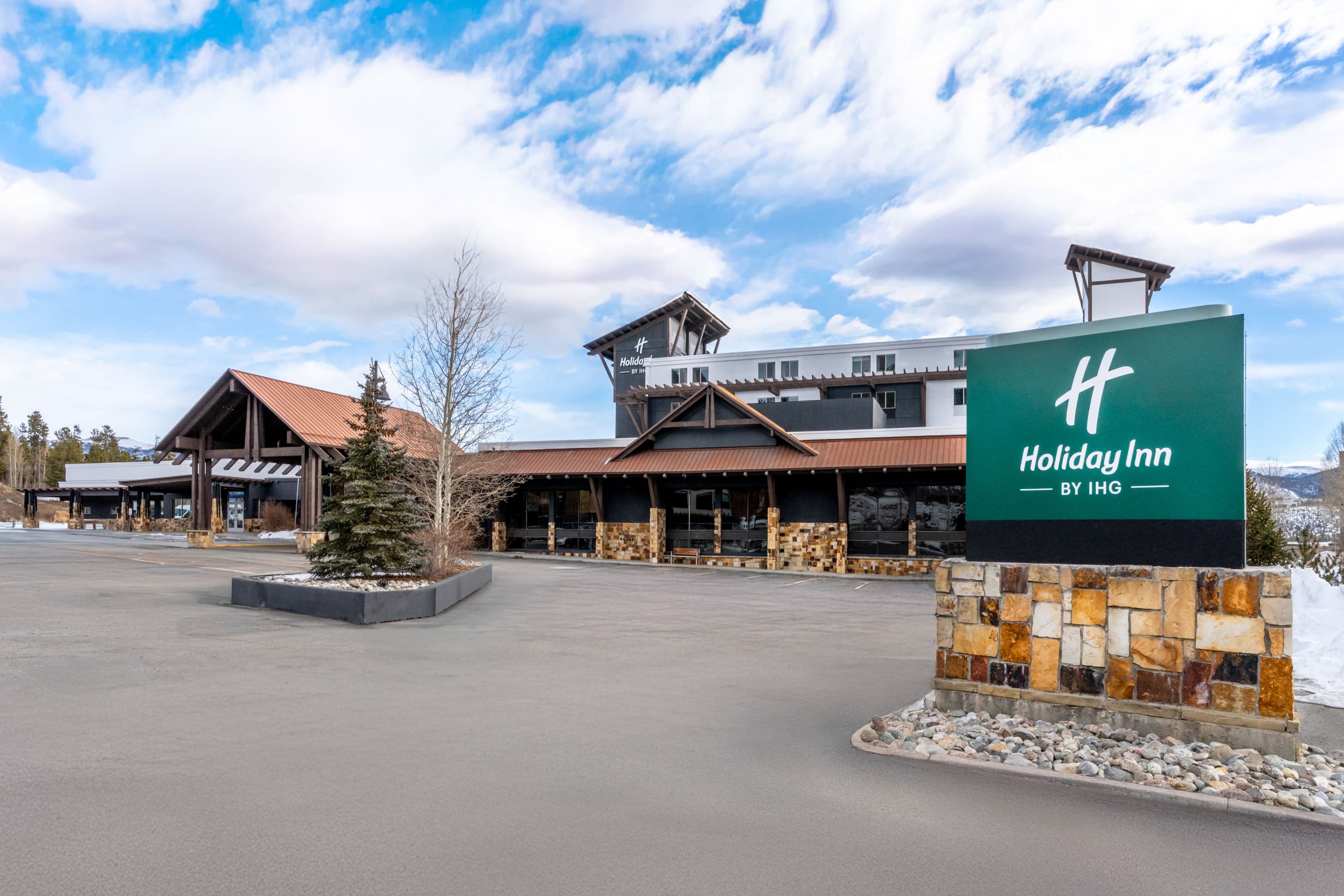 Holiday Inn Frisco - Image 1