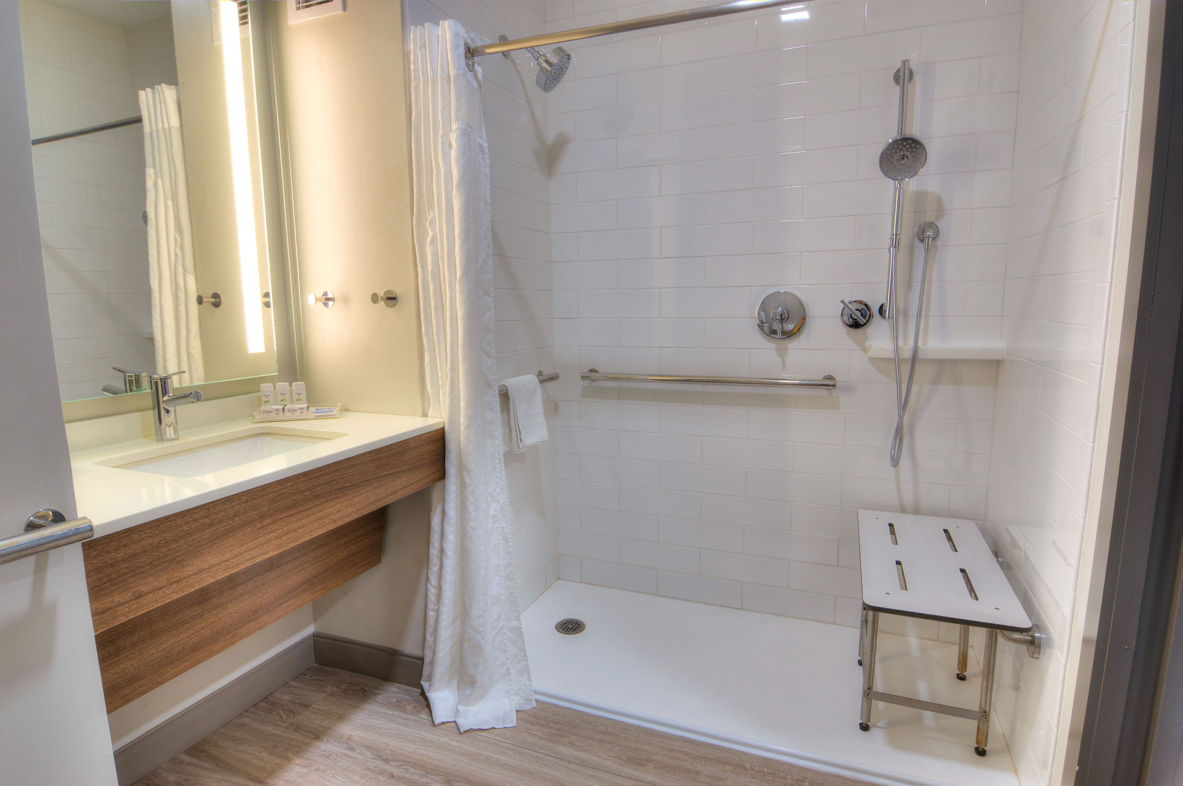 Holiday Inn Gainesville-University Ctr — 18