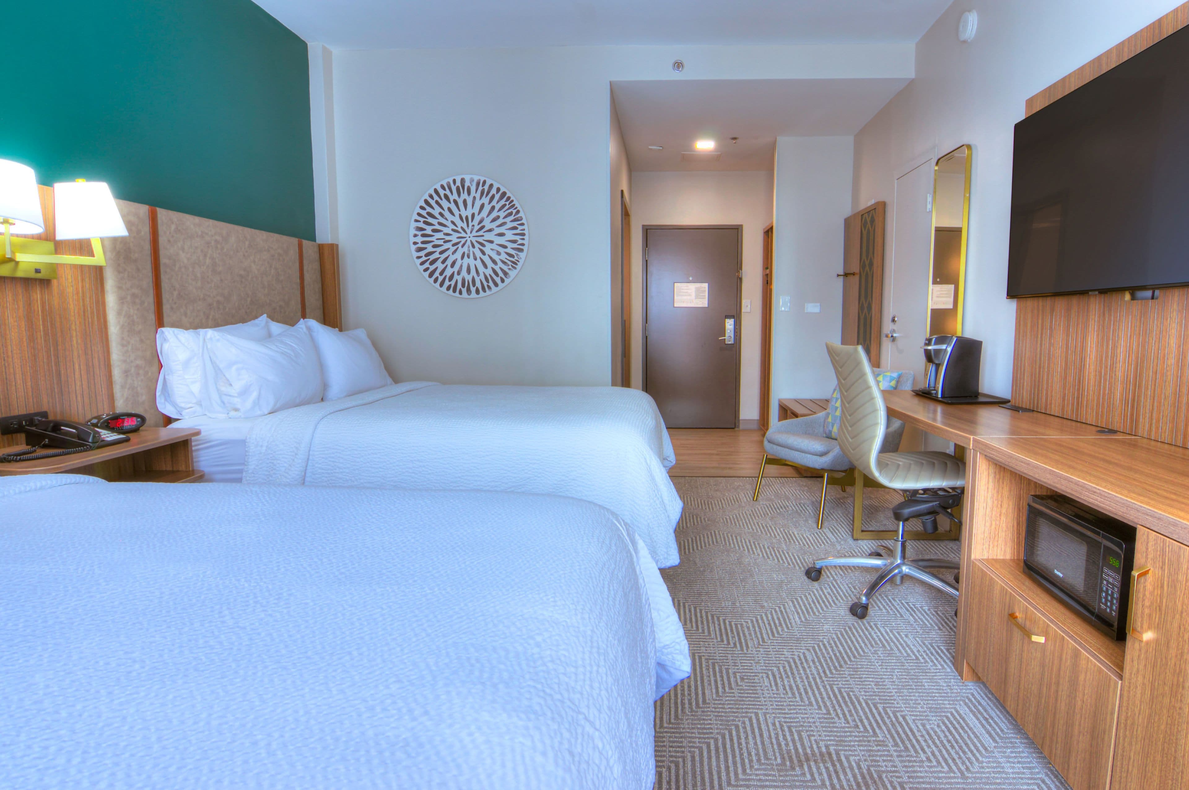 Holiday Inn Gainesville-University Ctr — 24