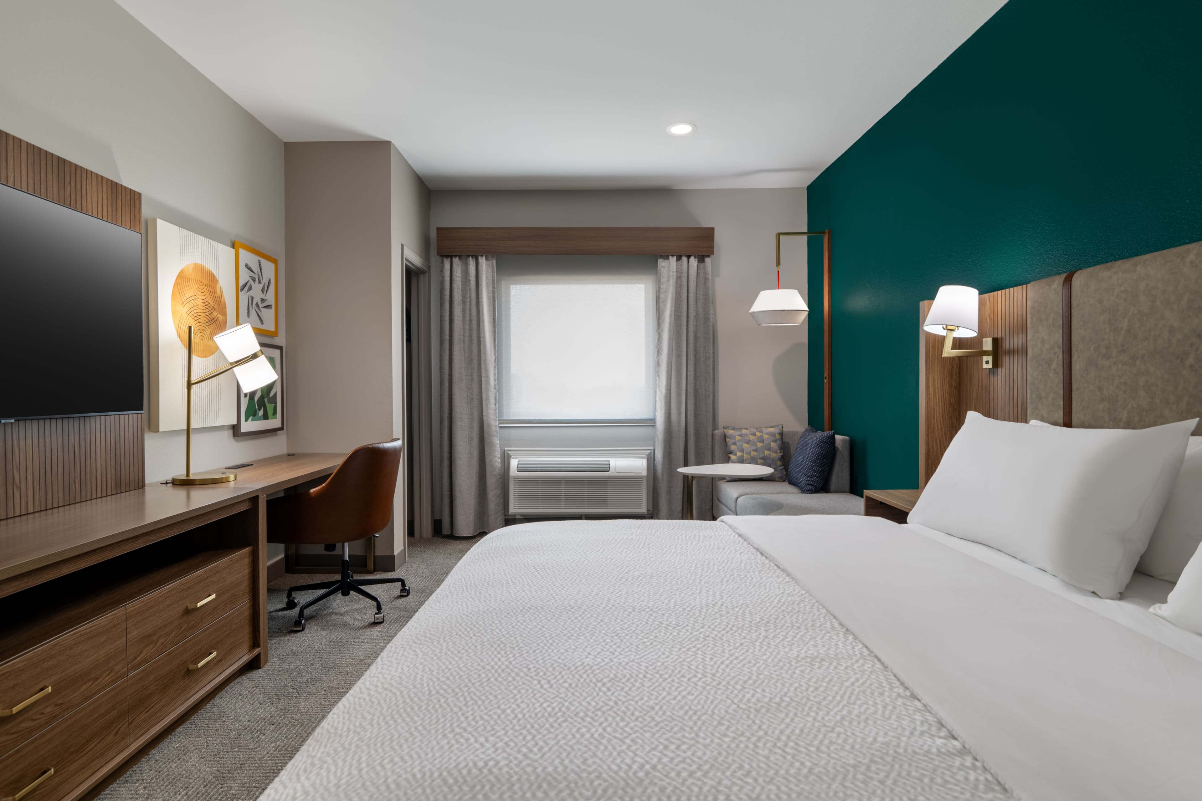 Holiday Inn Galveston Island - Image 3