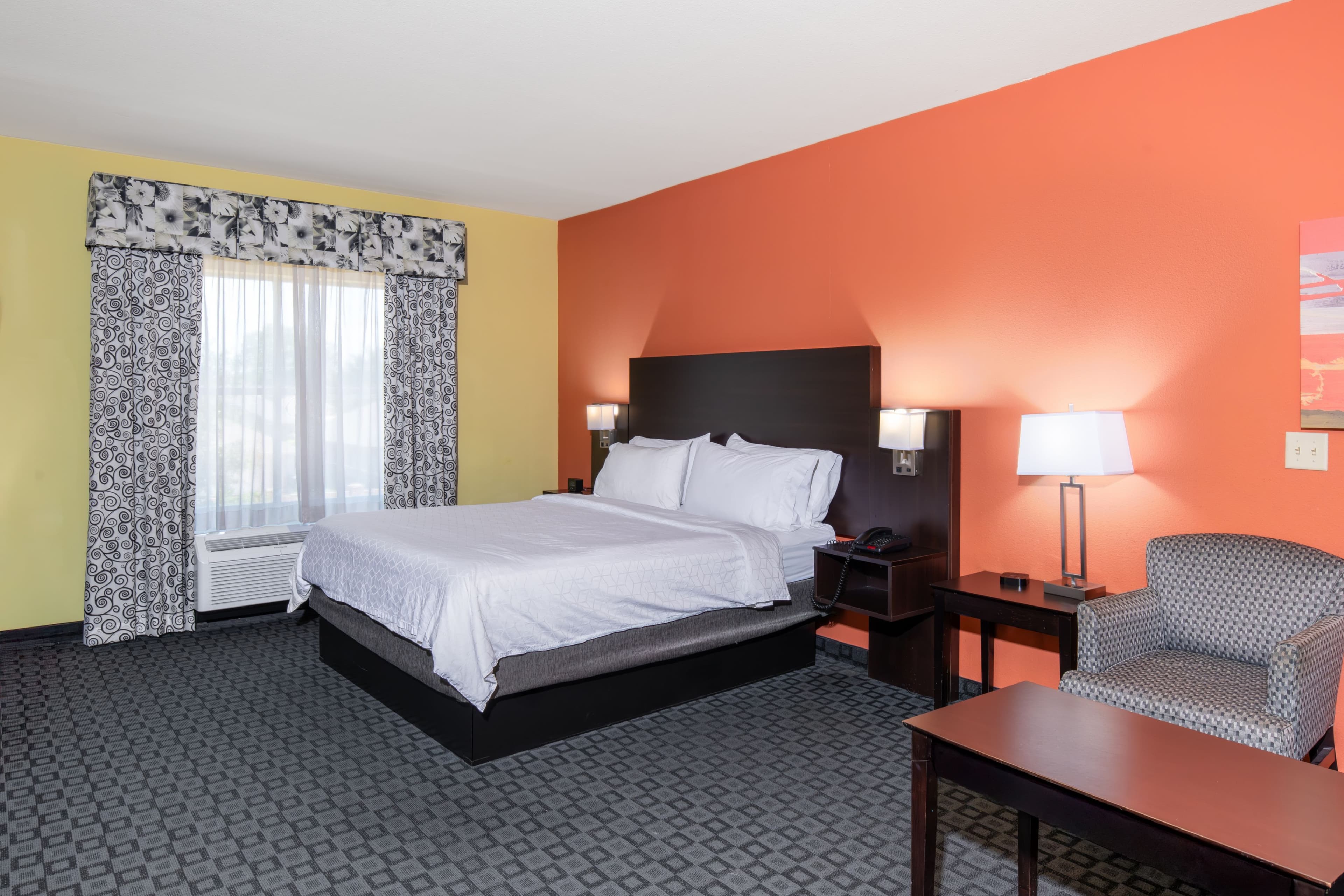 Holiday Inn Dallas - Garland — 9