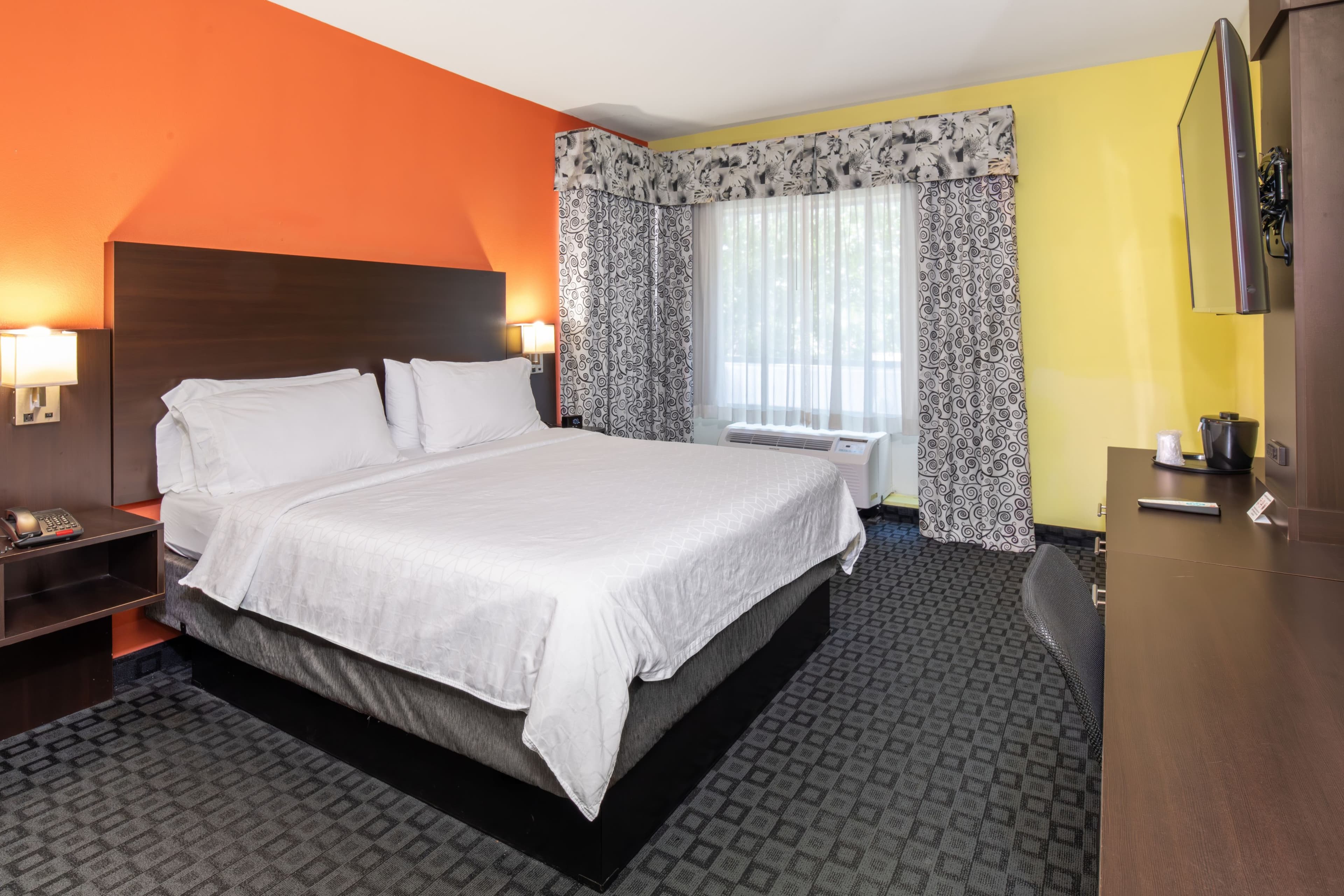Holiday Inn Dallas - Garland — 7