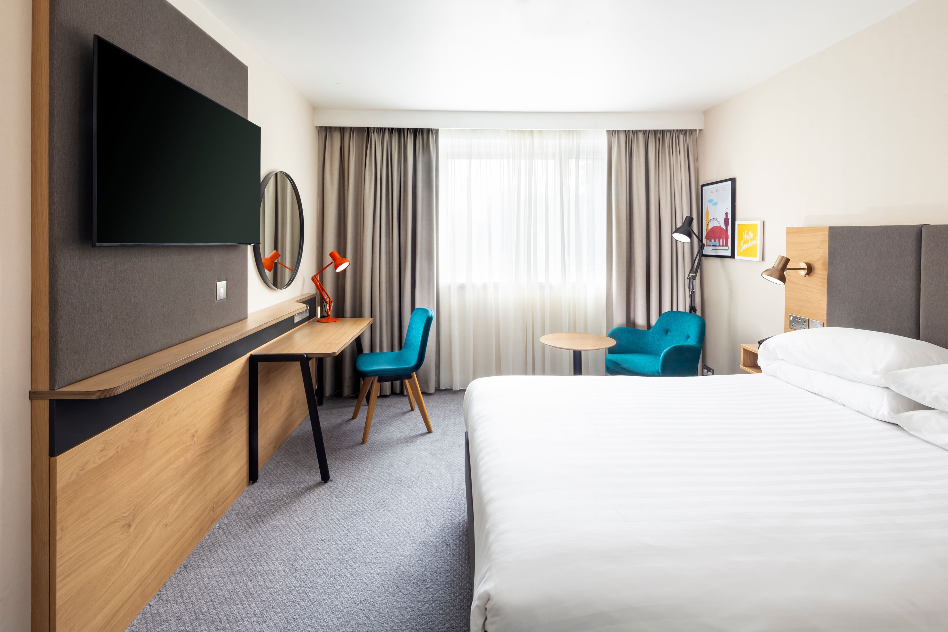 Holiday Inn London - Gatwick Airport — 6