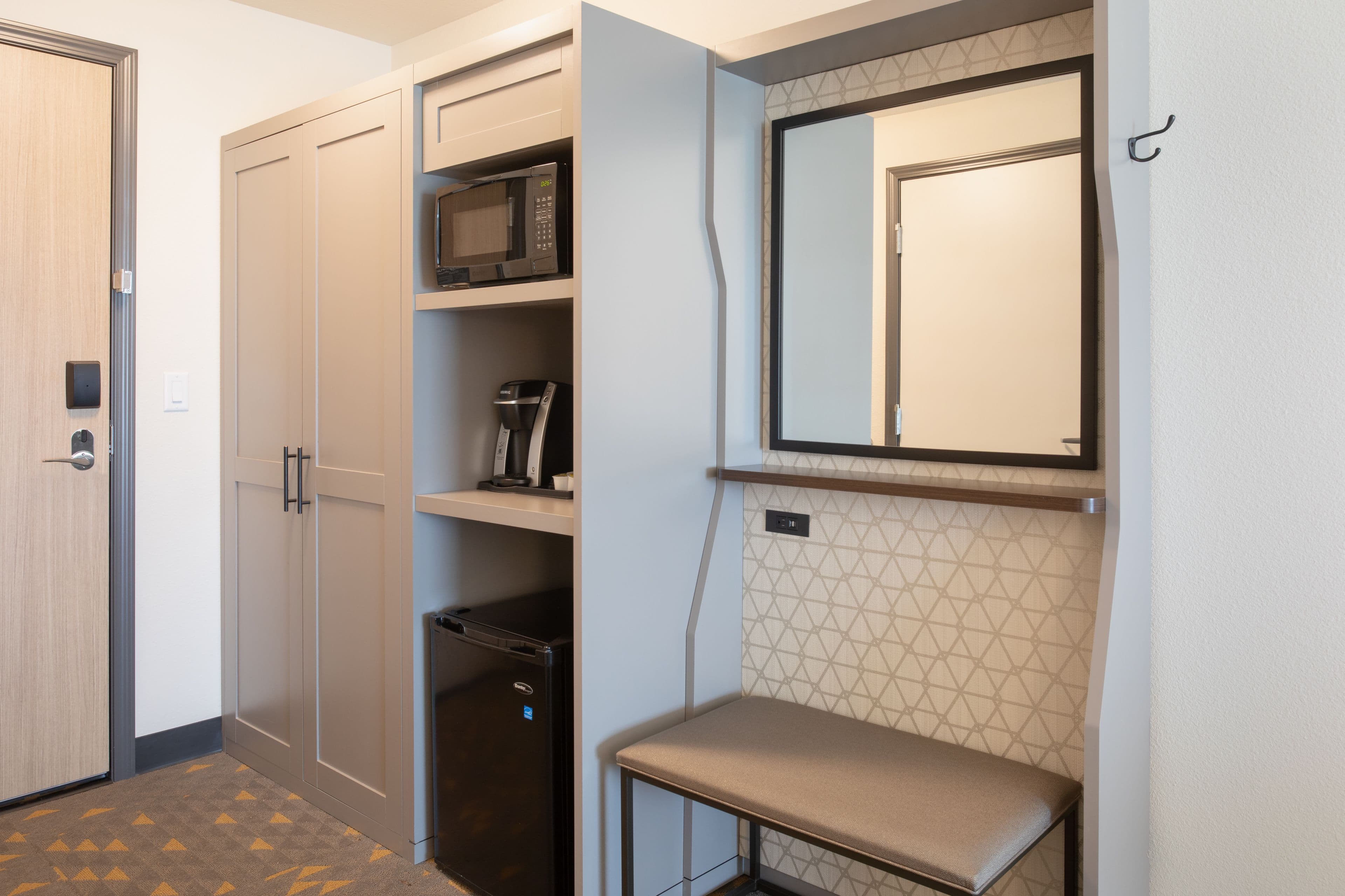 Holiday Inn Glendale - Stadium & Ent Dist - Image 4