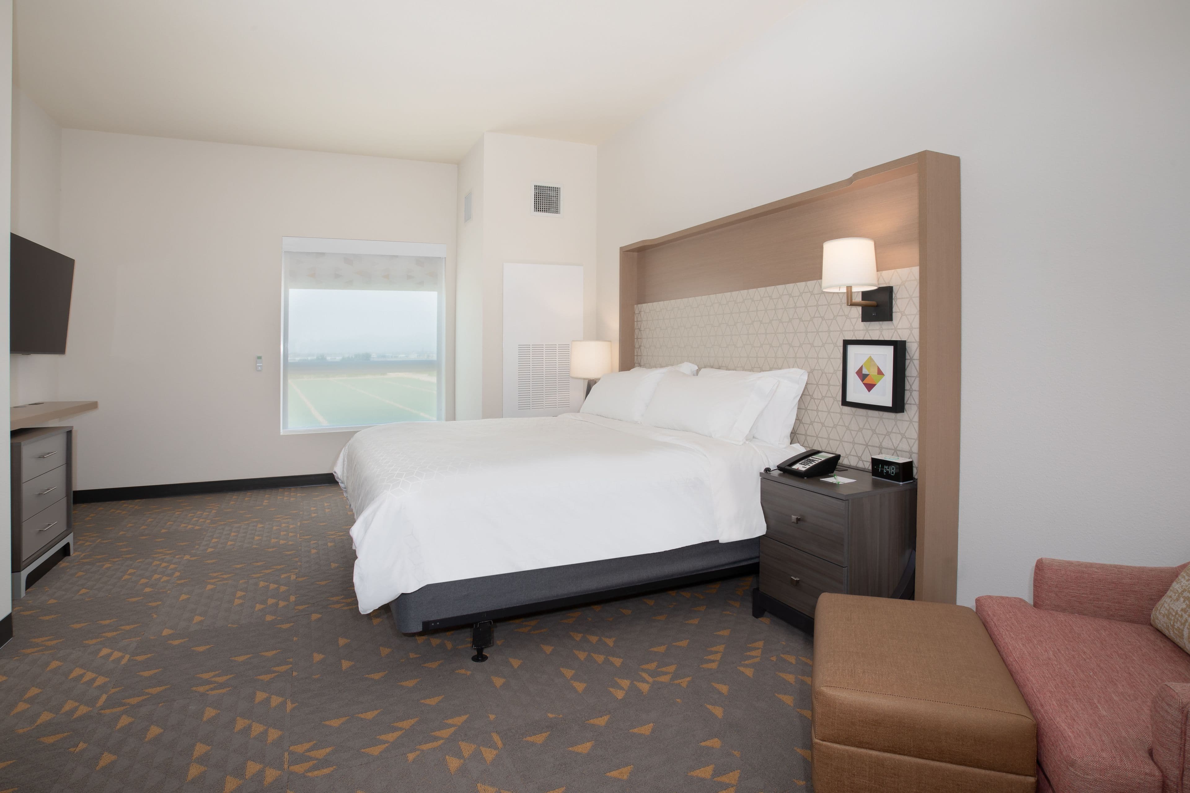 Holiday Inn Glendale - Stadium & Ent Dist — 30