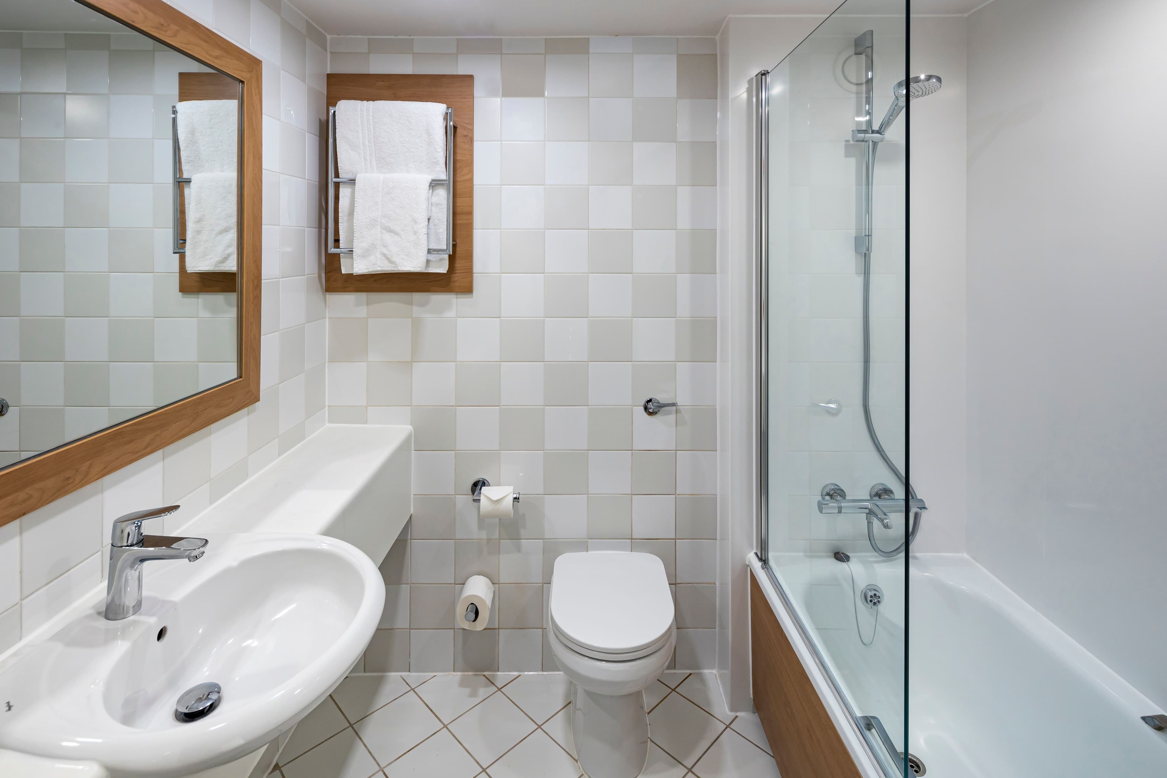 Holiday Inn Gloucester - Cheltenham - Image 5