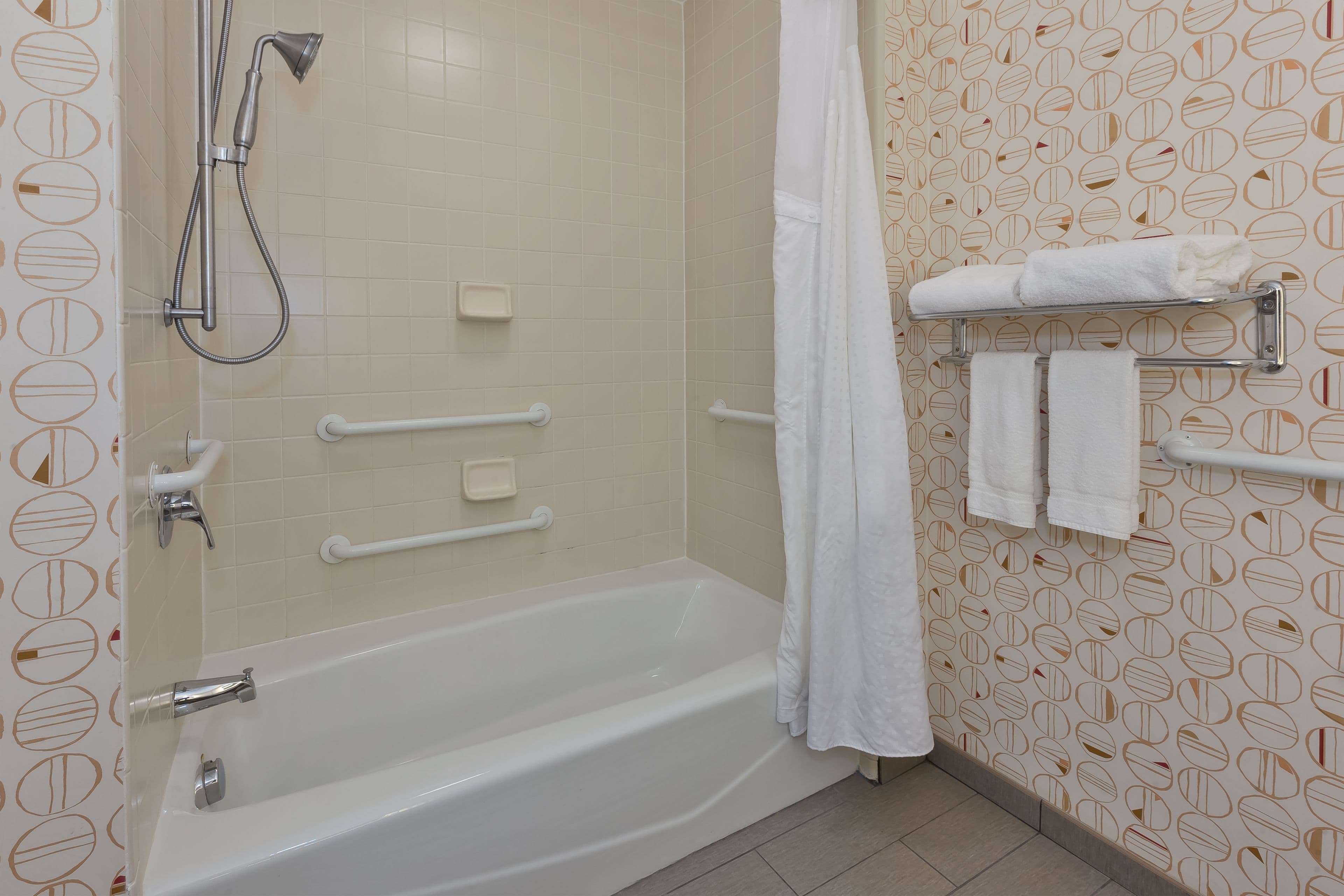 Holiday Inn Grand Rapids - South — 8