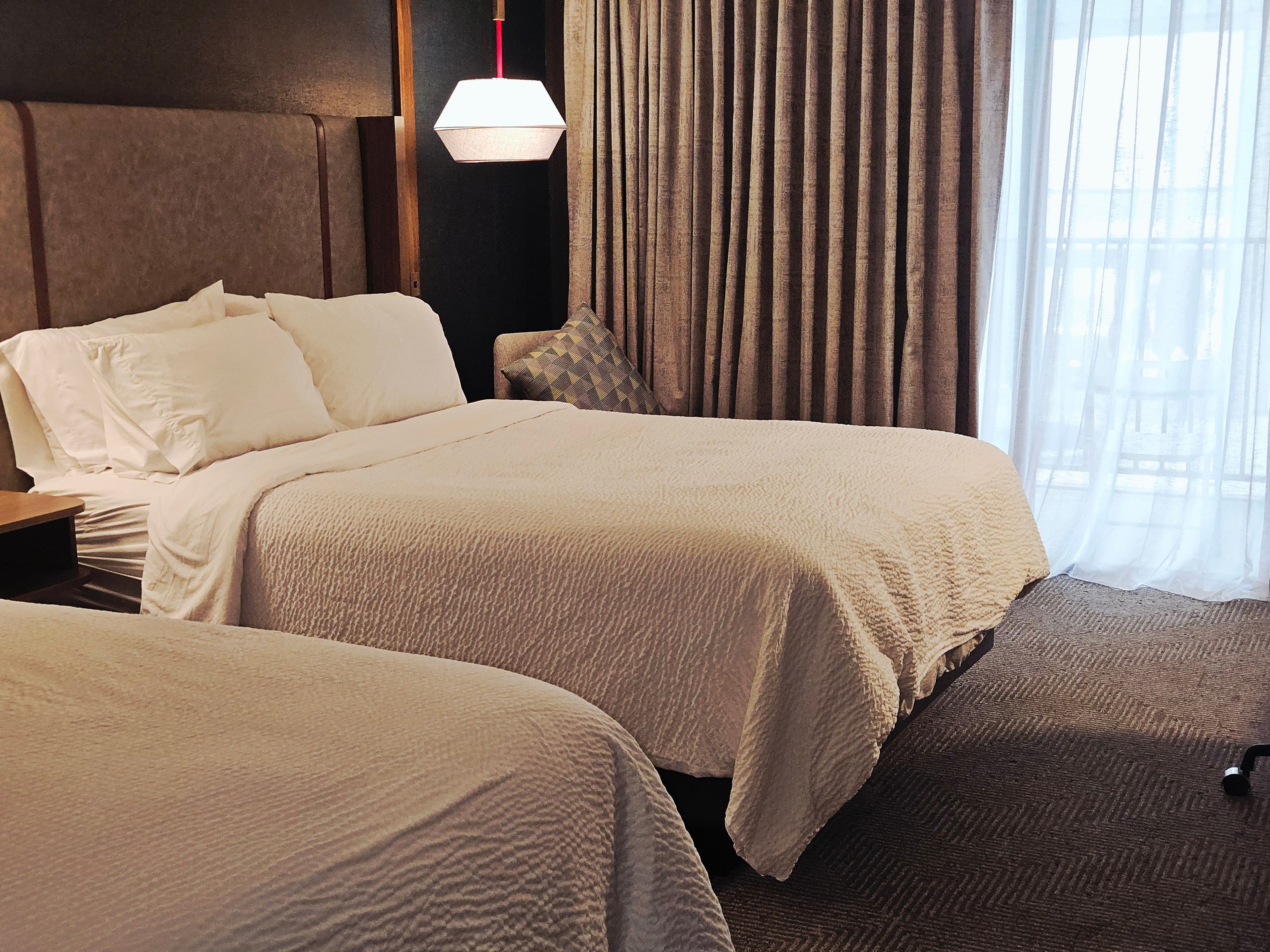 Holiday Inn Harrisburg (Hershey Area) I-81 — 23