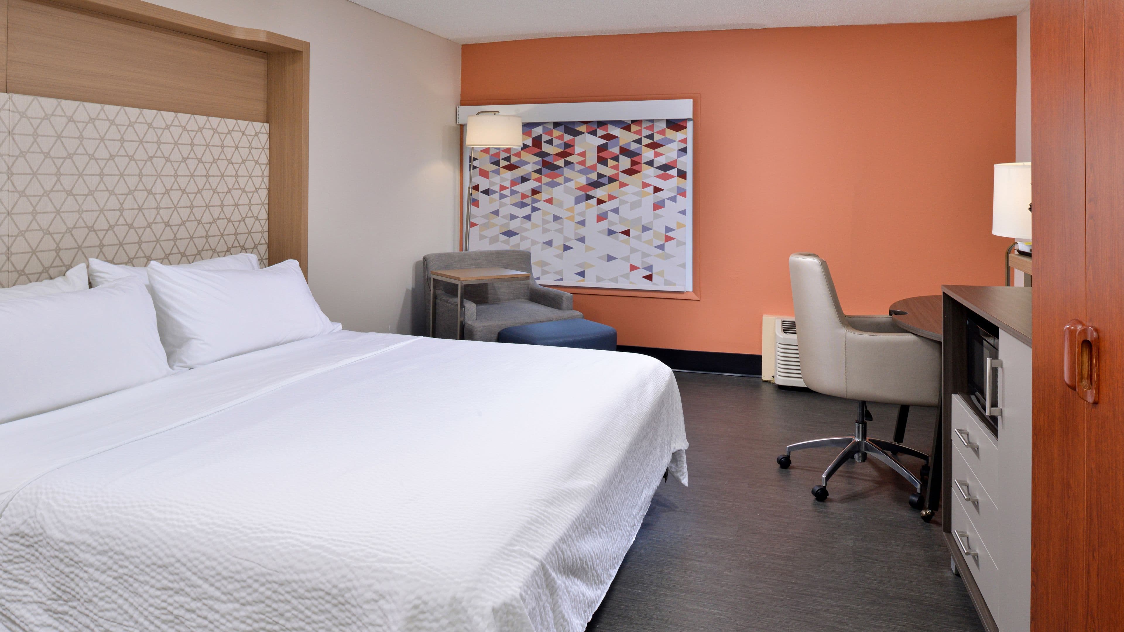 Holiday Inn Great Falls-Convention Center - Image 4
