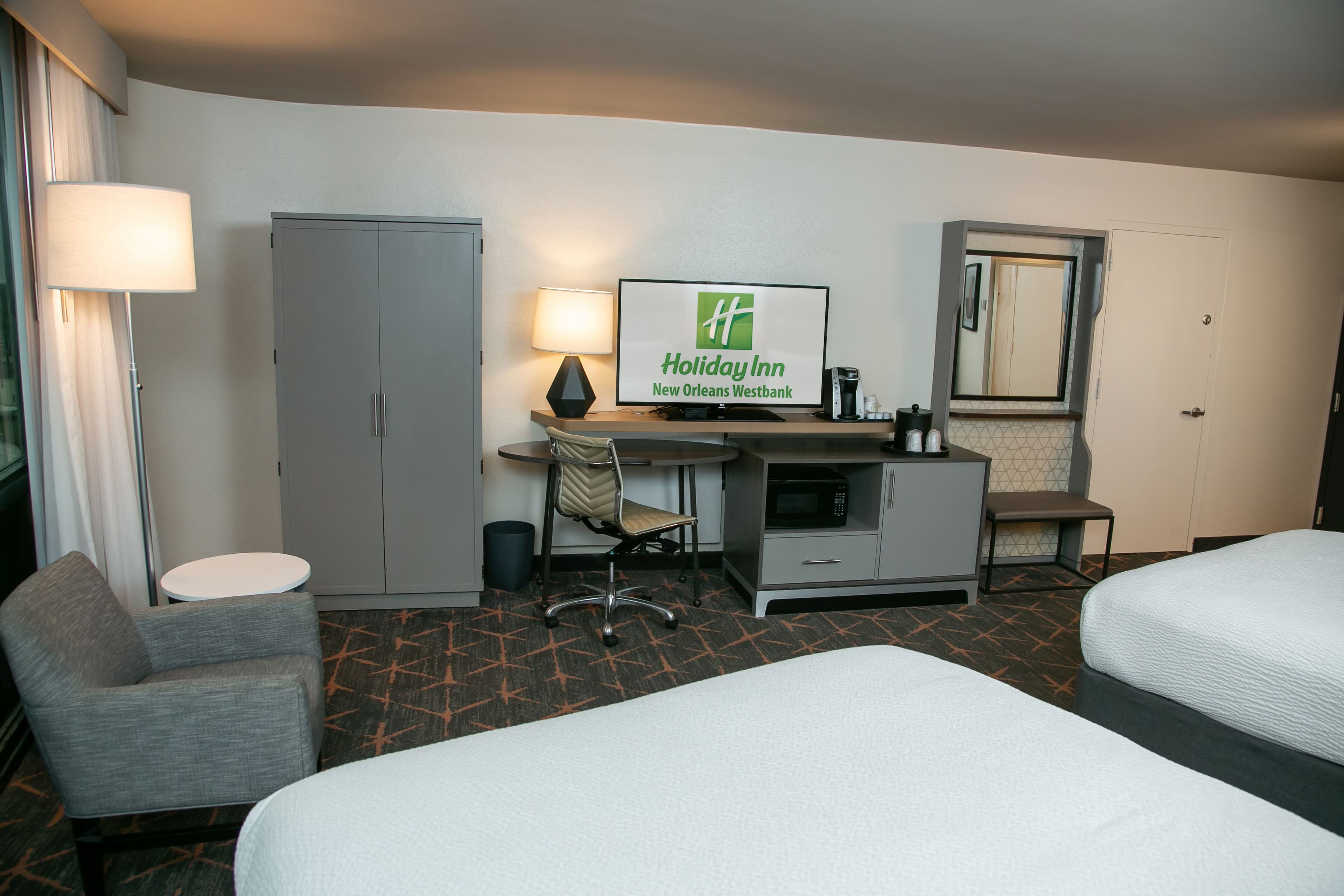 Holiday Inn New Orleans West Bank Tower — 24