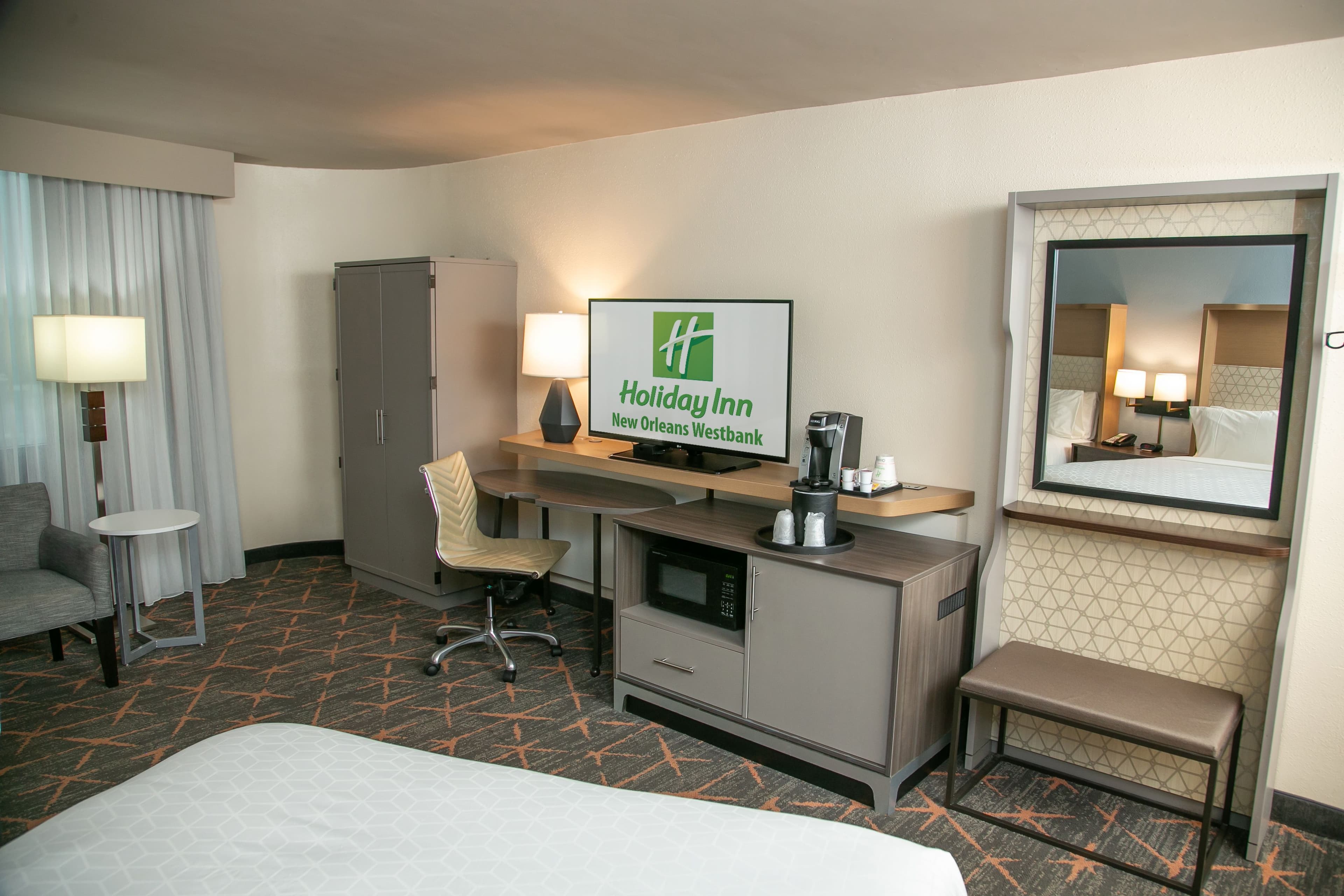 Holiday Inn New Orleans West Bank Tower — 29