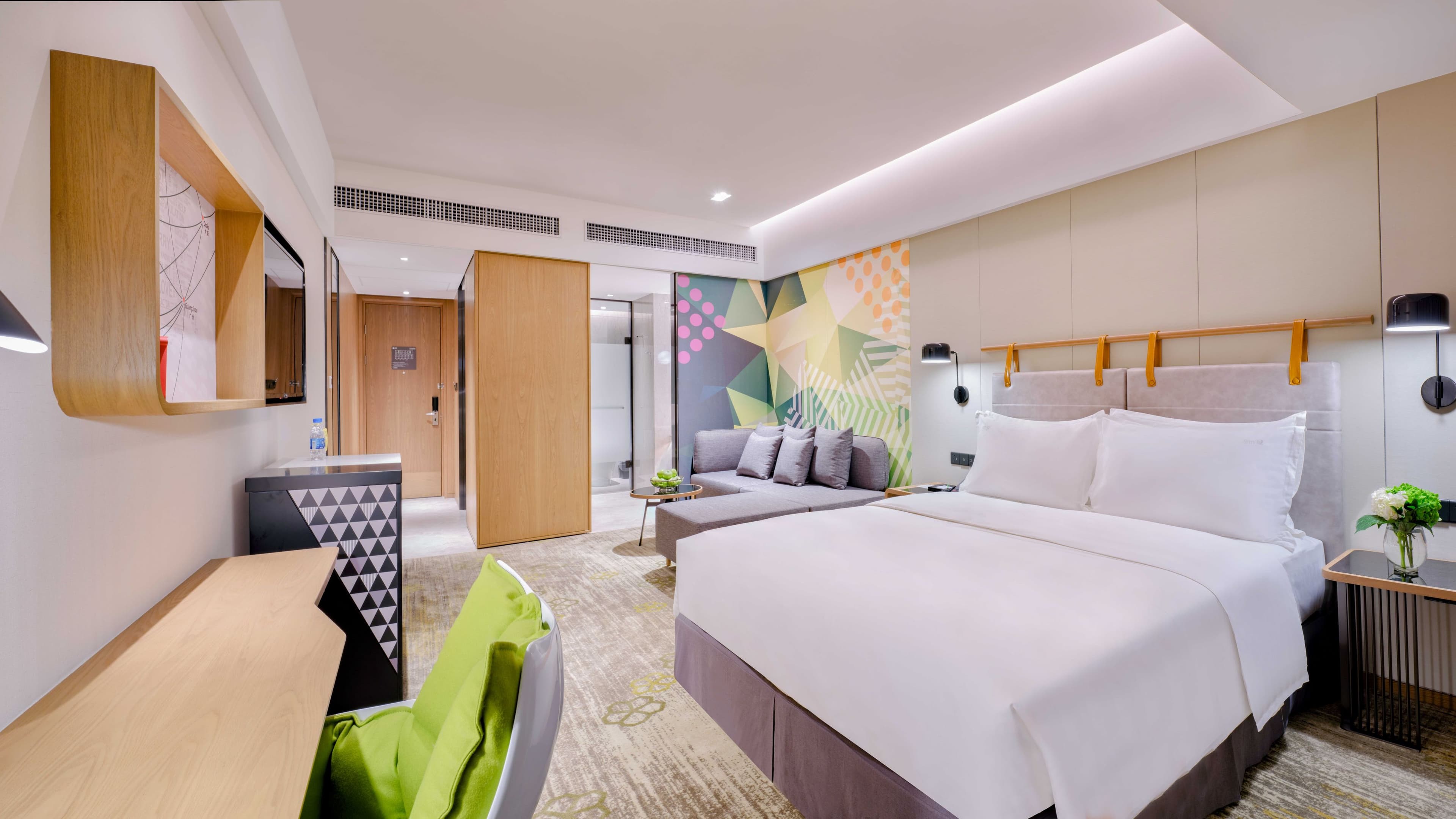 Holiday Inn Guangzhou South Lake - Image 4