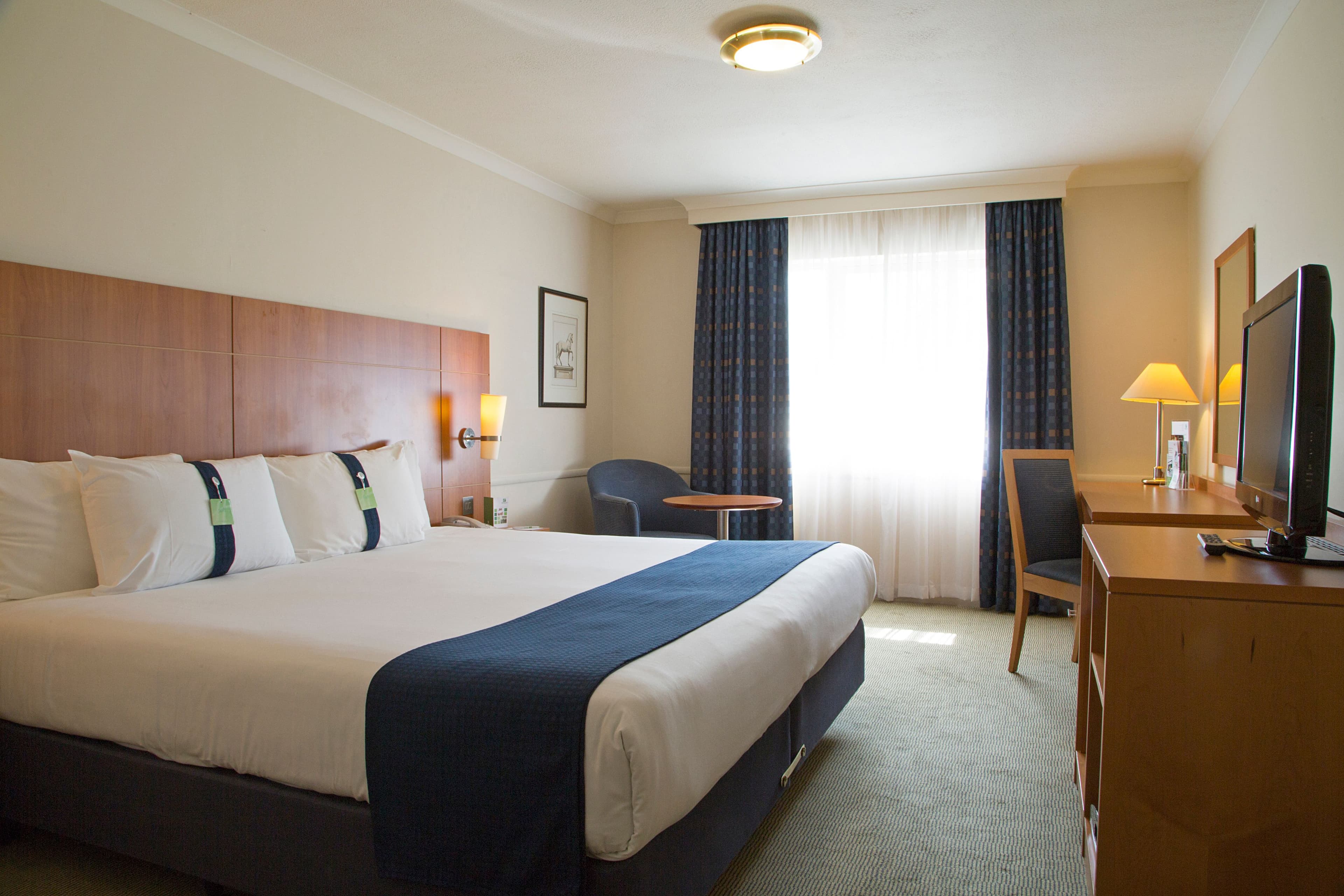 Holiday Inn Guildford — 6