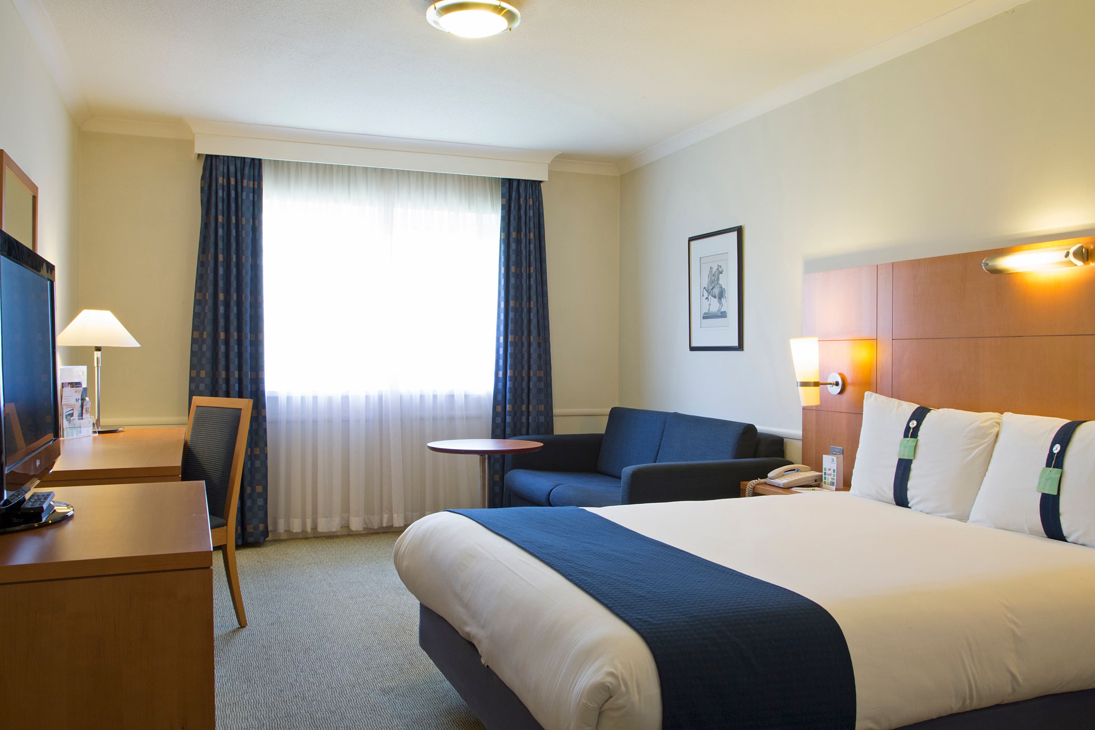 Holiday Inn Guildford — 7