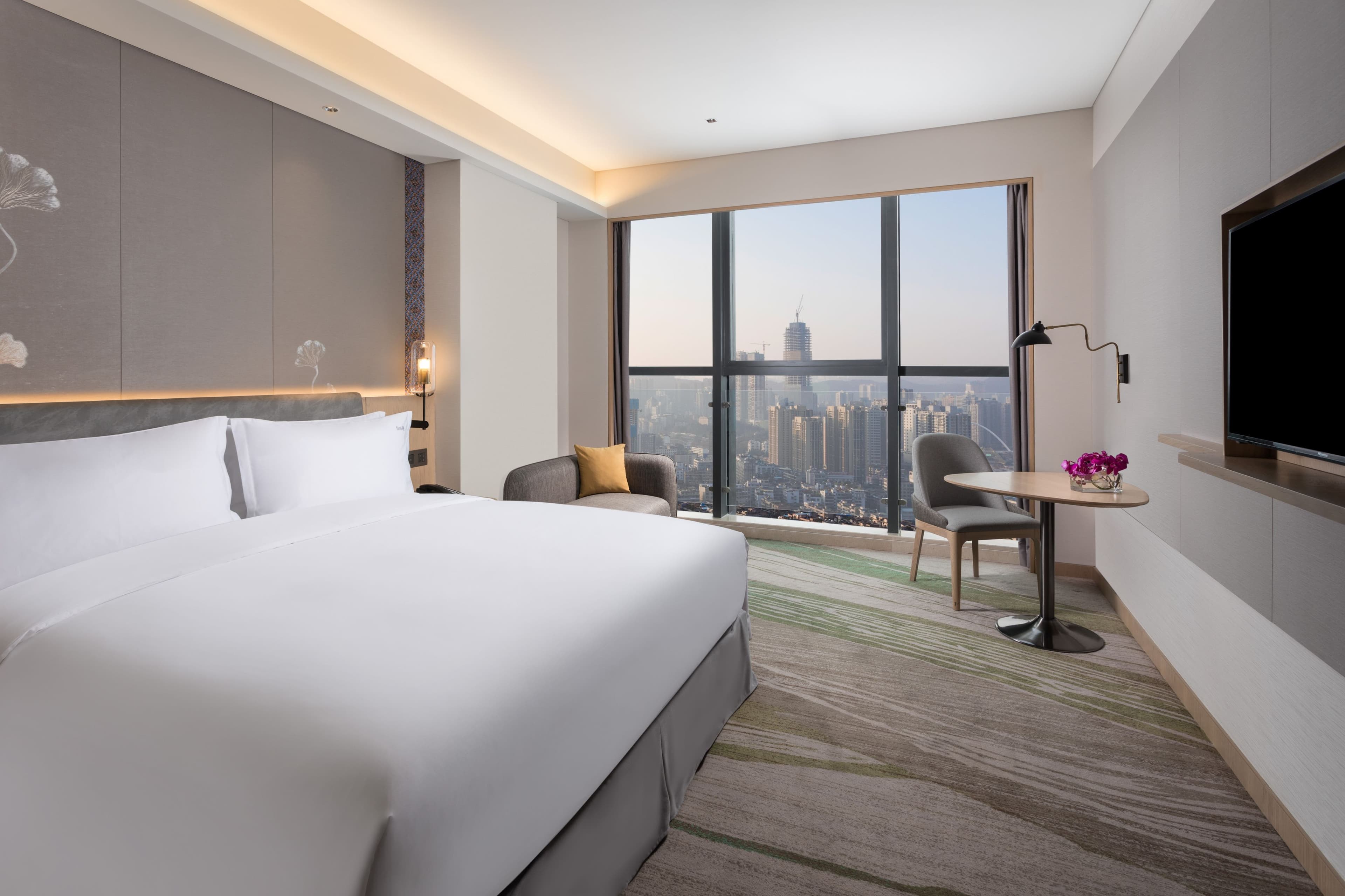 Holiday Inn Guiyang City Center - Image 2