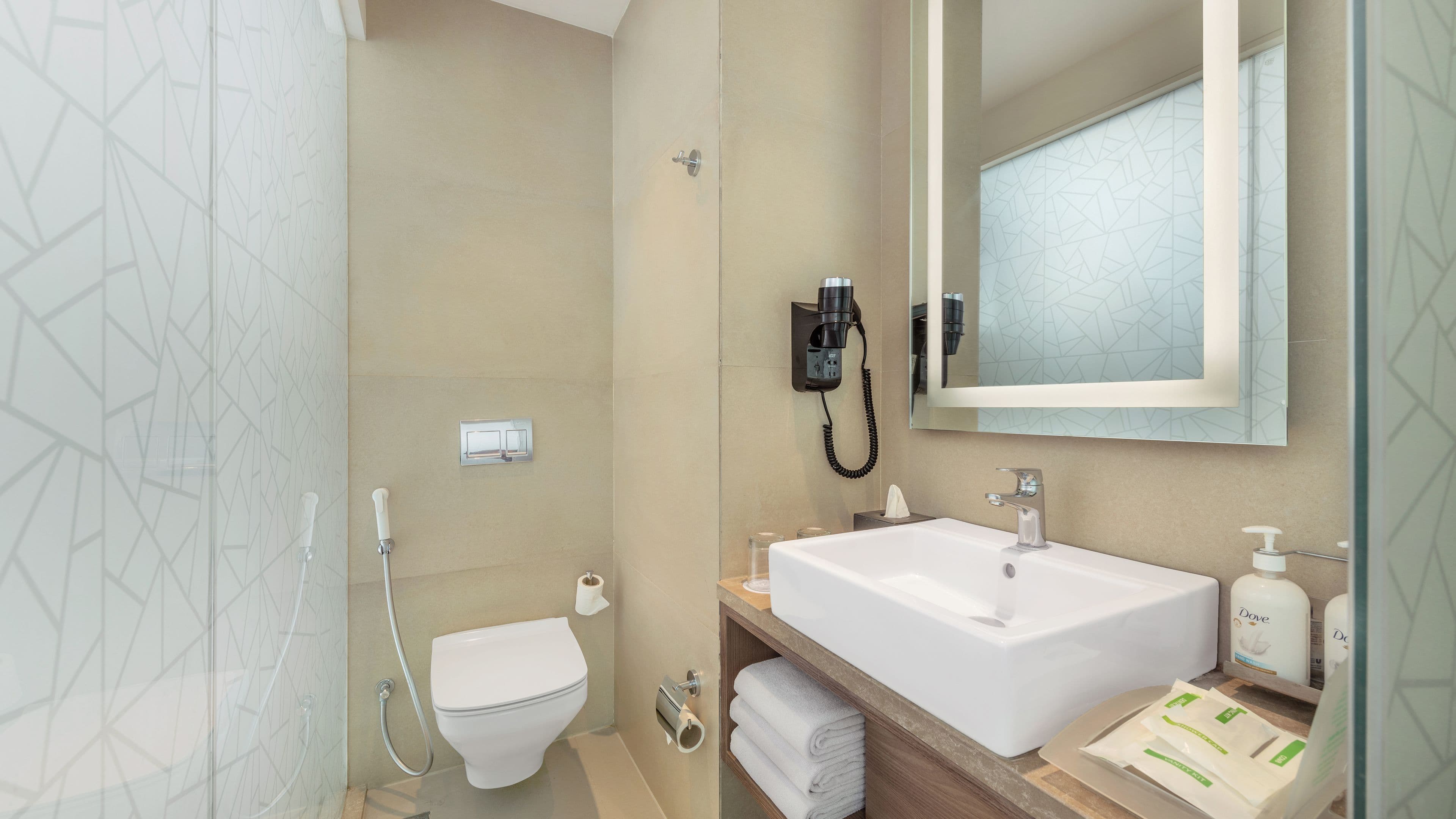 Holiday Inn Gurugram Sector 90 — 10