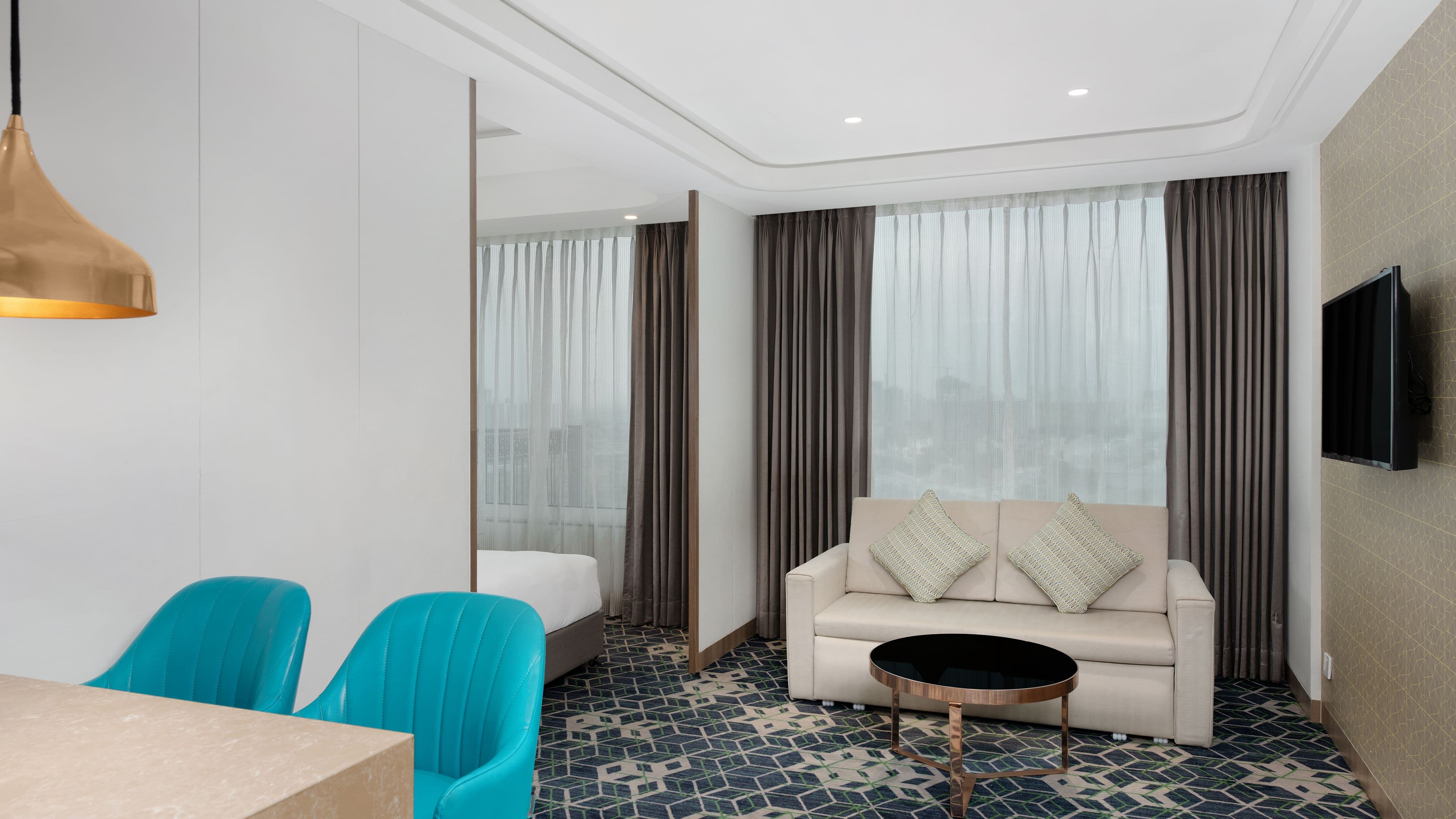 Holiday Inn Gurugram Sector 90 — 72