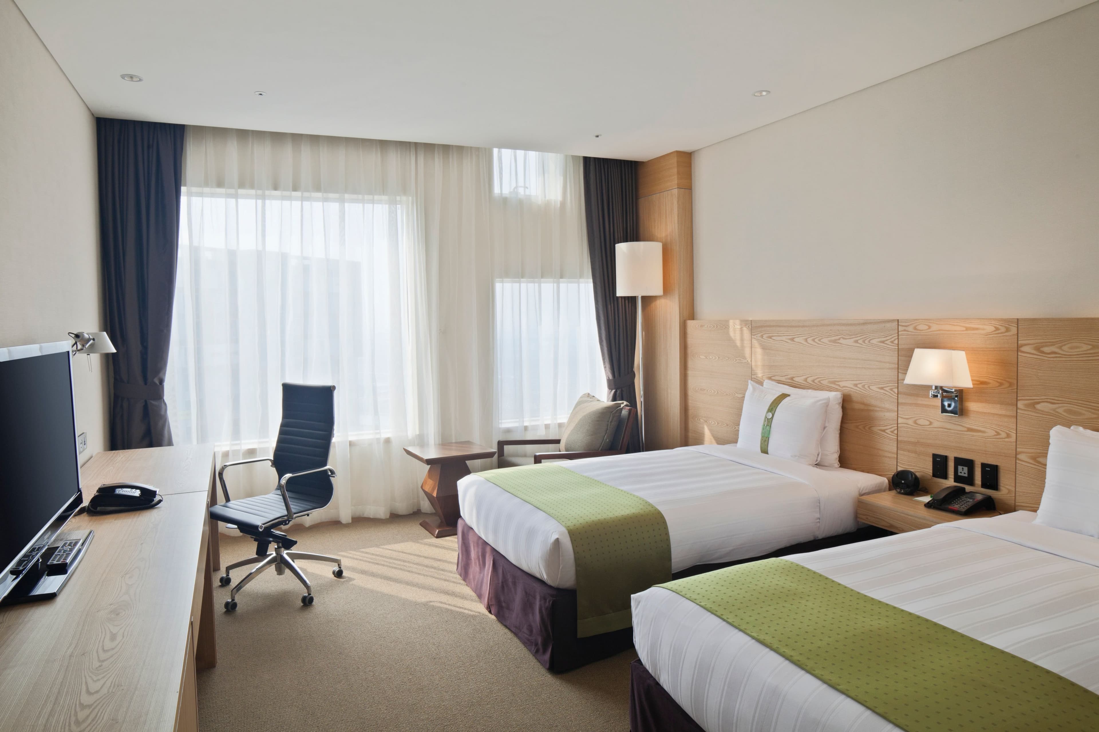 Holiday Inn Gwangju, Korea — 9