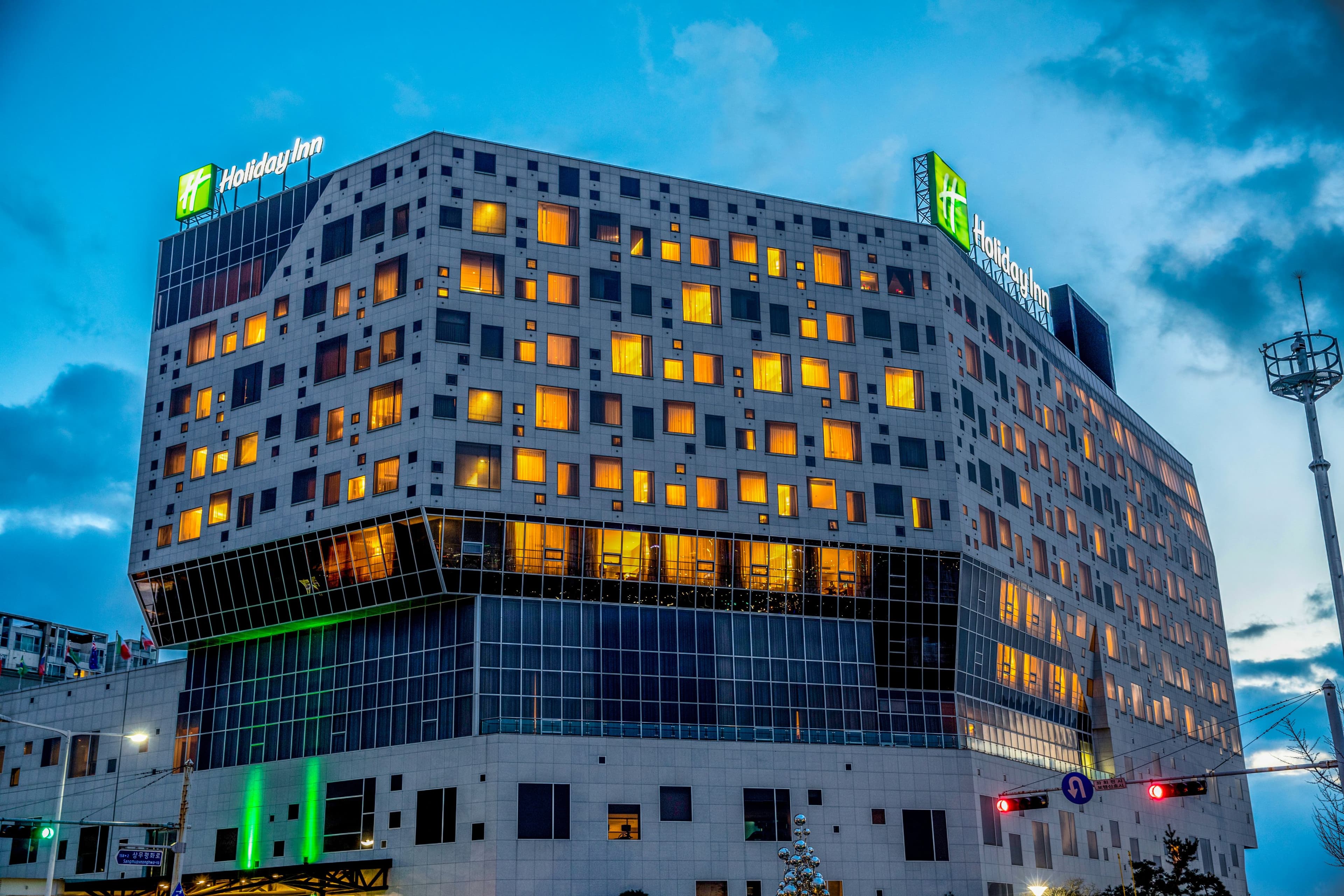 Holiday Inn Gwangju, Korea - Image 1