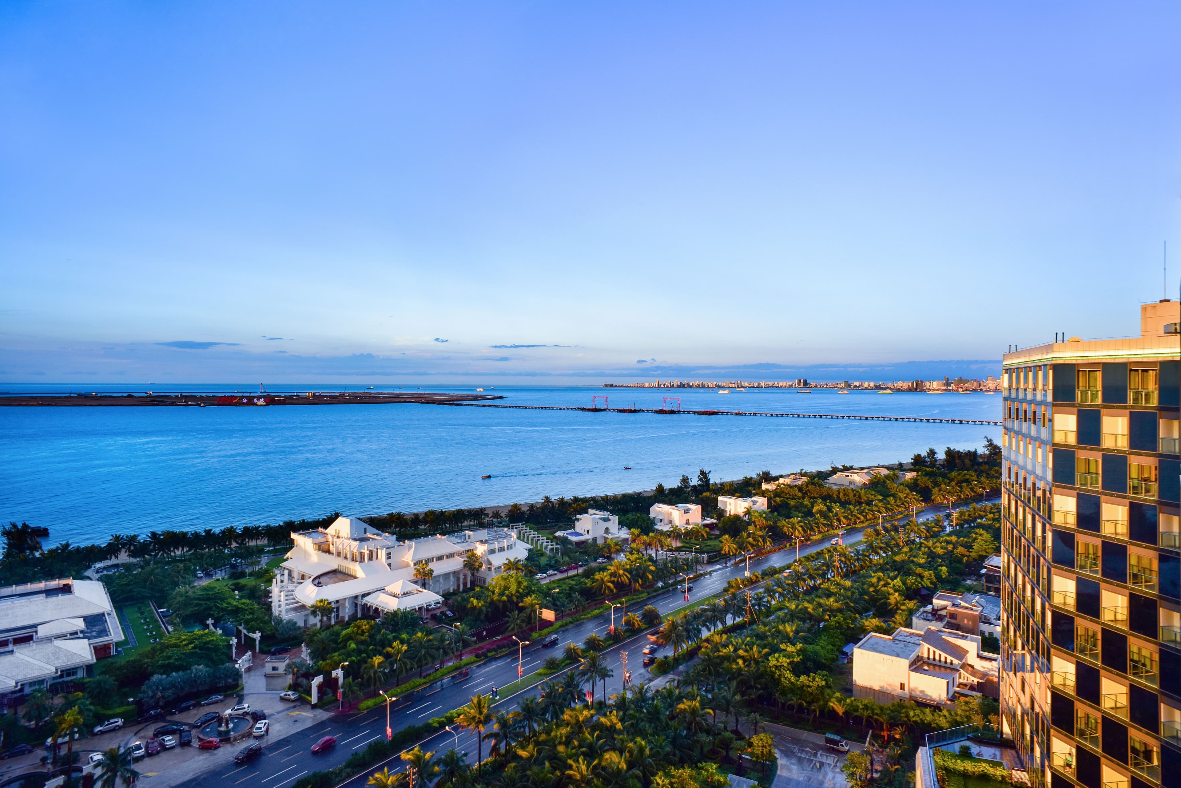 Holiday Inn Haikou West Coast - Image 1