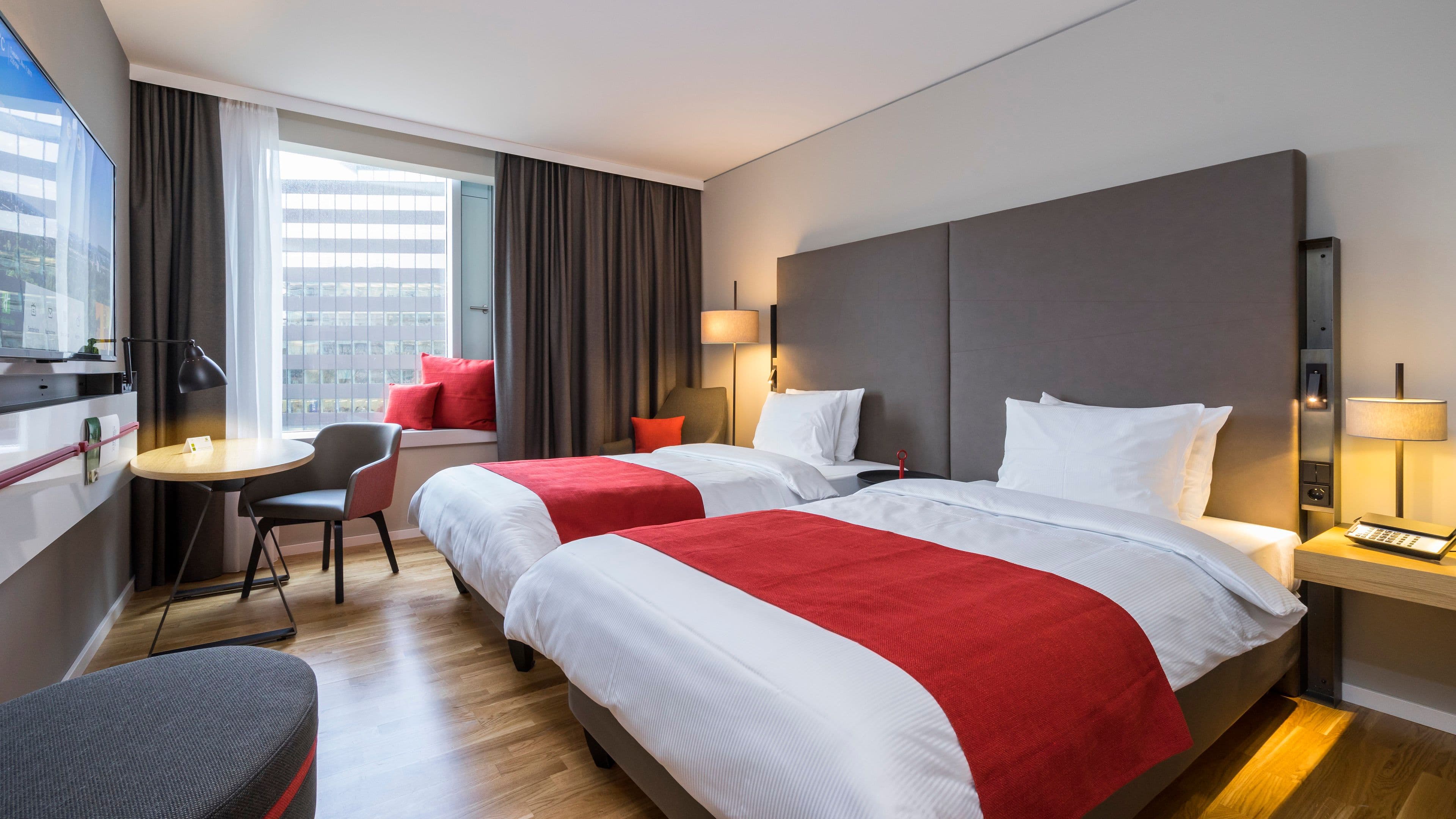 Holiday Inn Hamburg - City Nord - Image 4