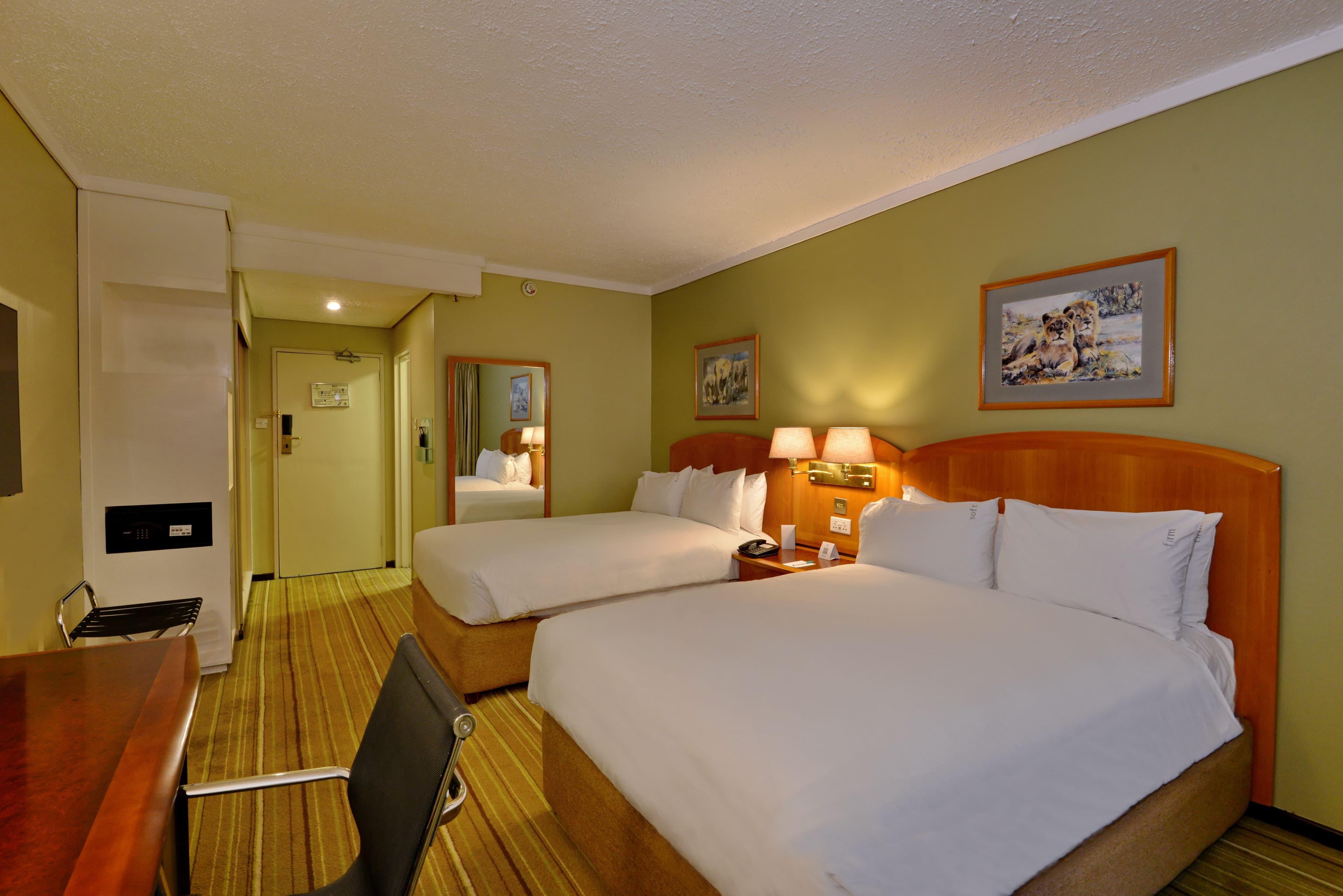 Holiday Inn Harare — 6