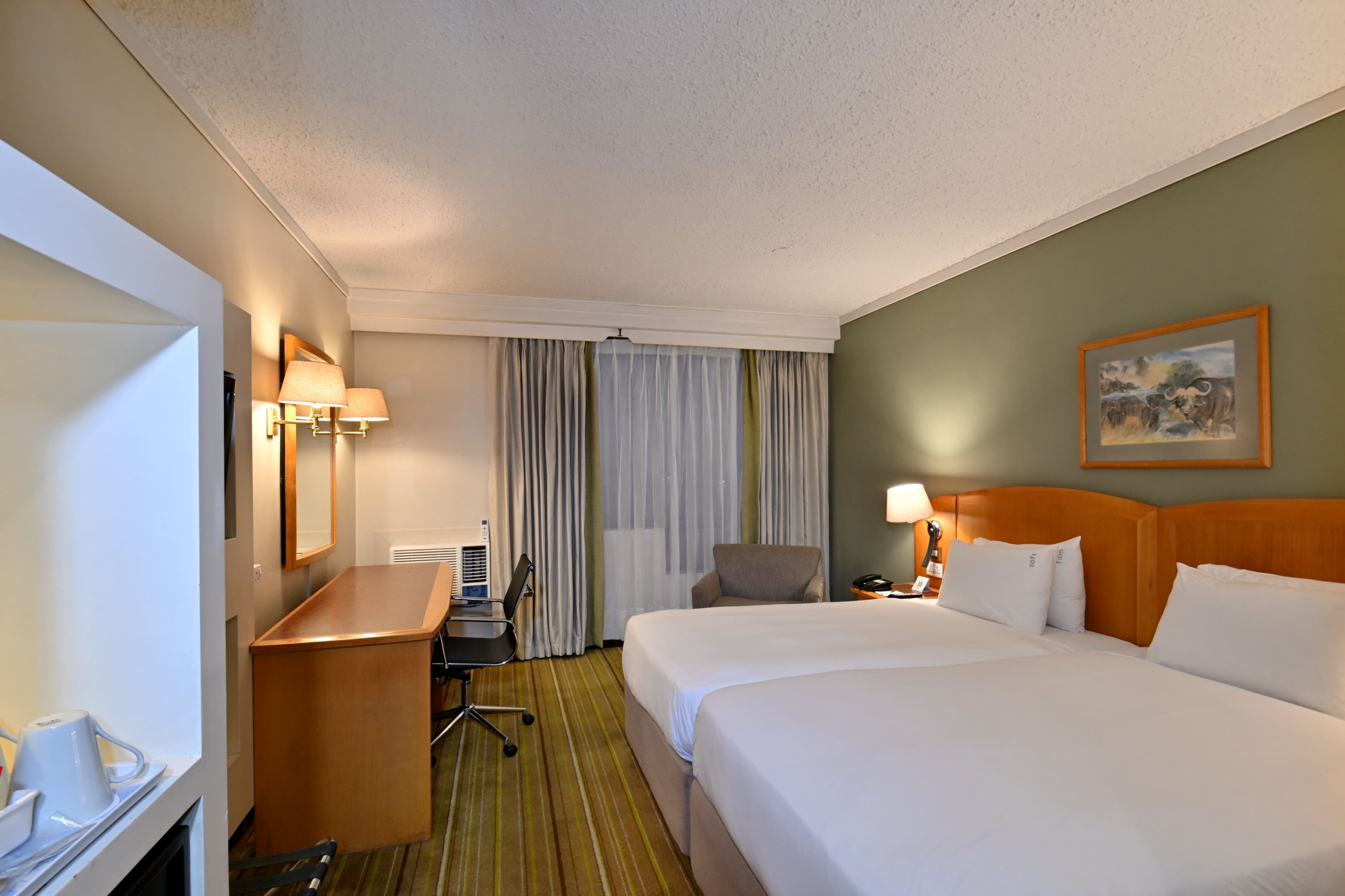 Holiday Inn Harare — 9