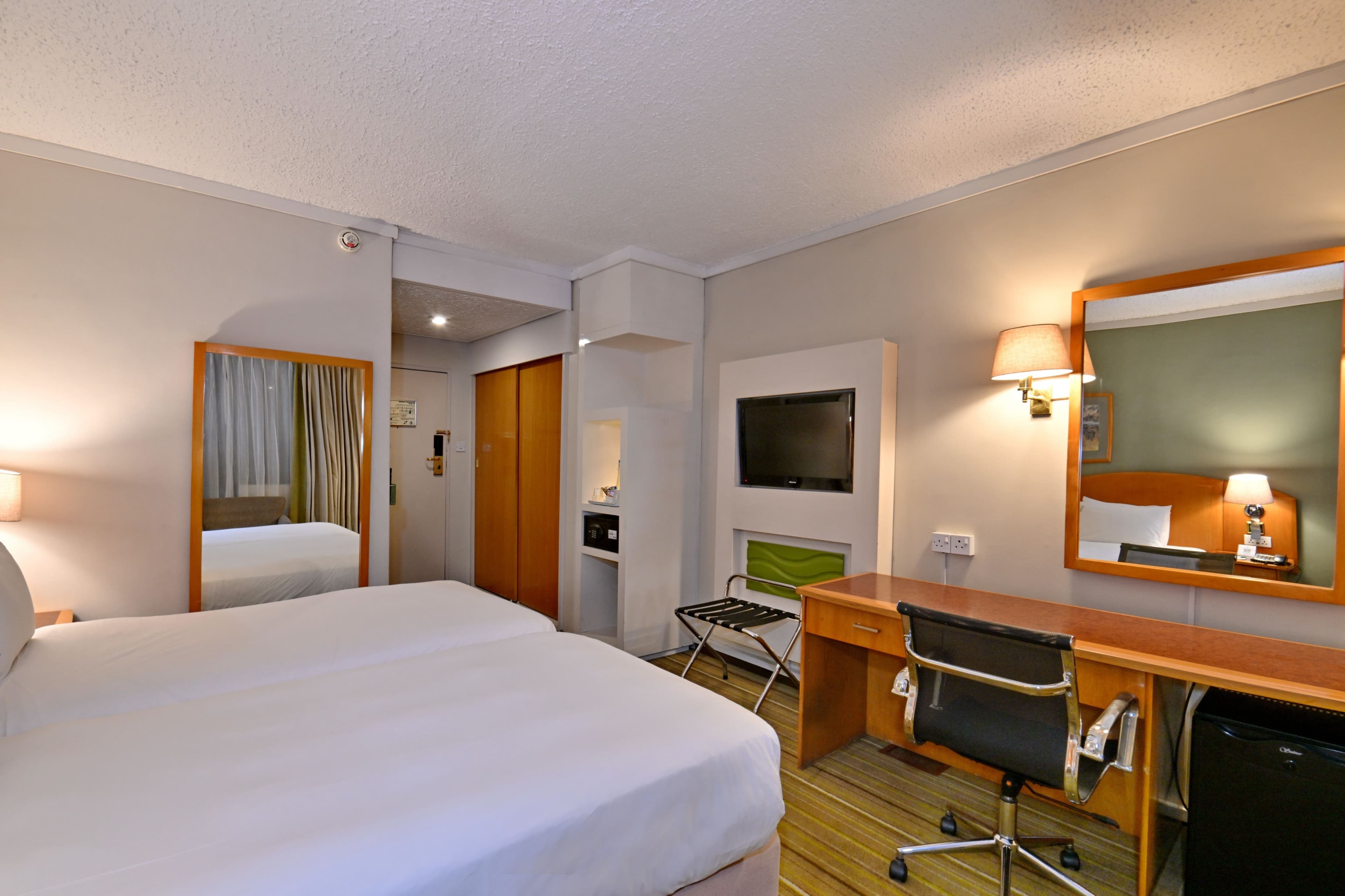 Holiday Inn Harare — 14