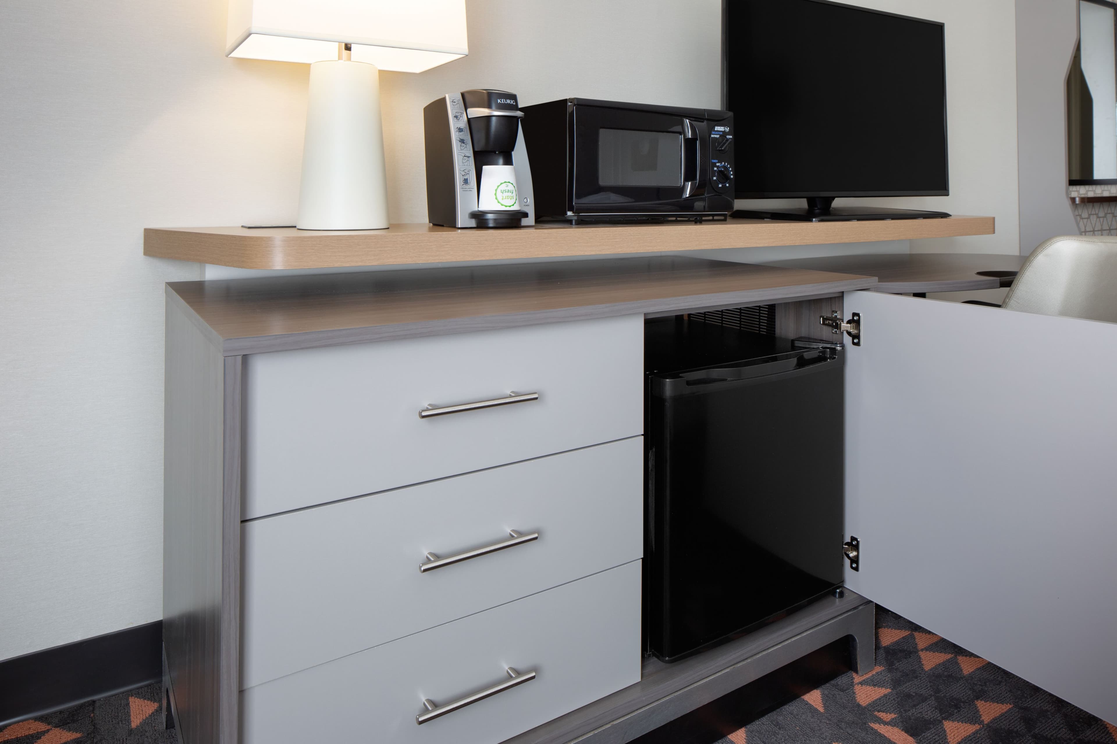 Holiday Inn Hasbrouck Heights-Meadowlands — 6