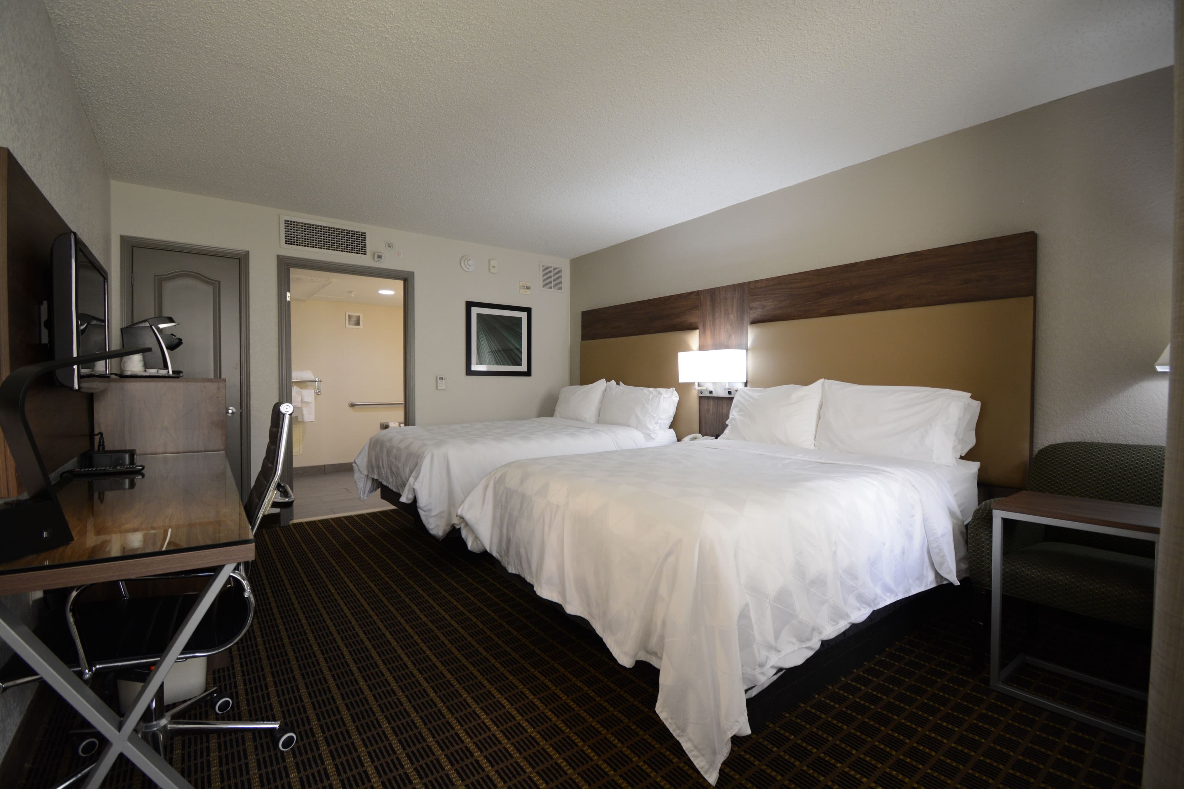 Holiday Inn Hazlet — 9